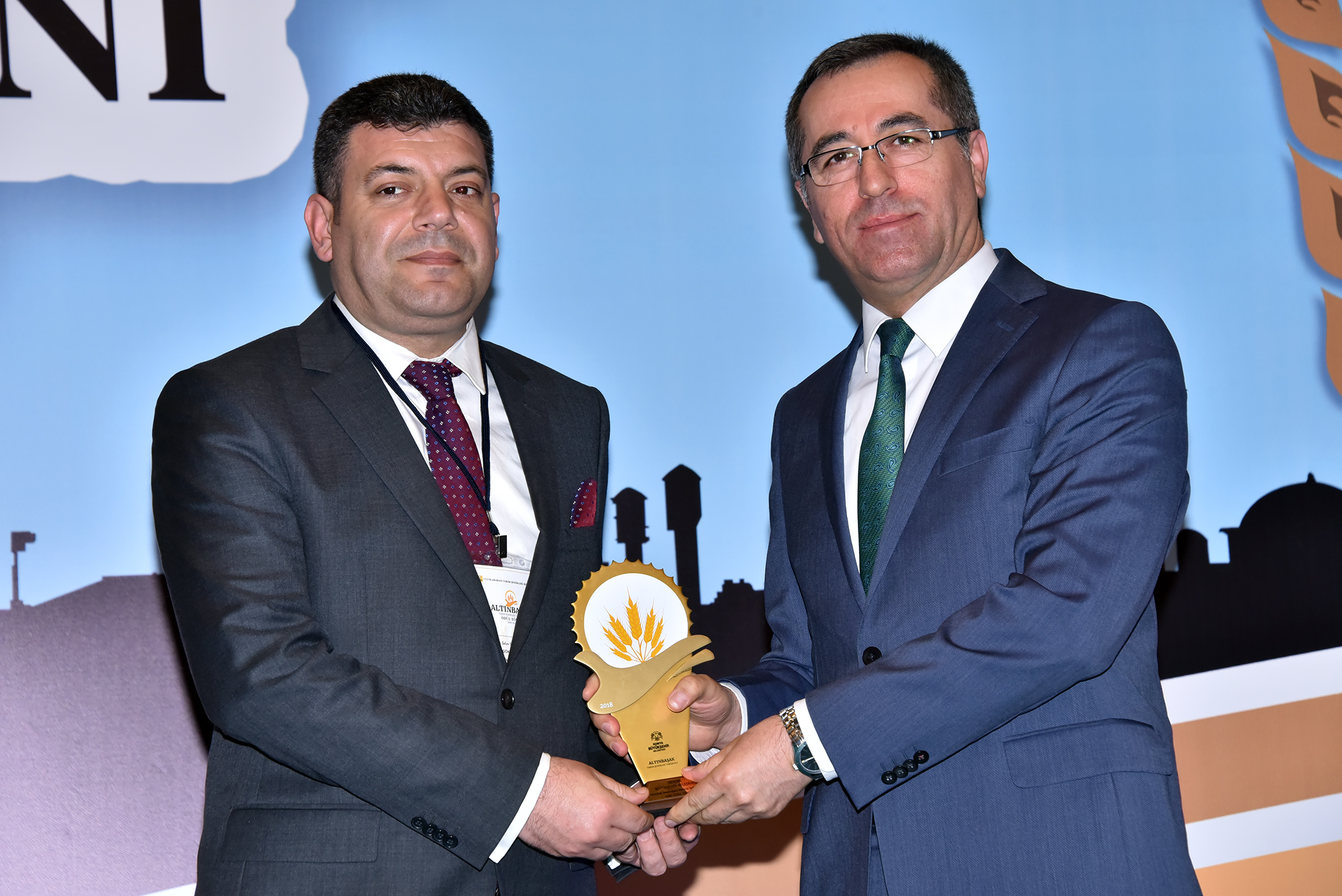 Altınbaşak Tarım Şehirleri Yarışması'nda Dereceye Giren Belediyeler Ödüllerini Aldı