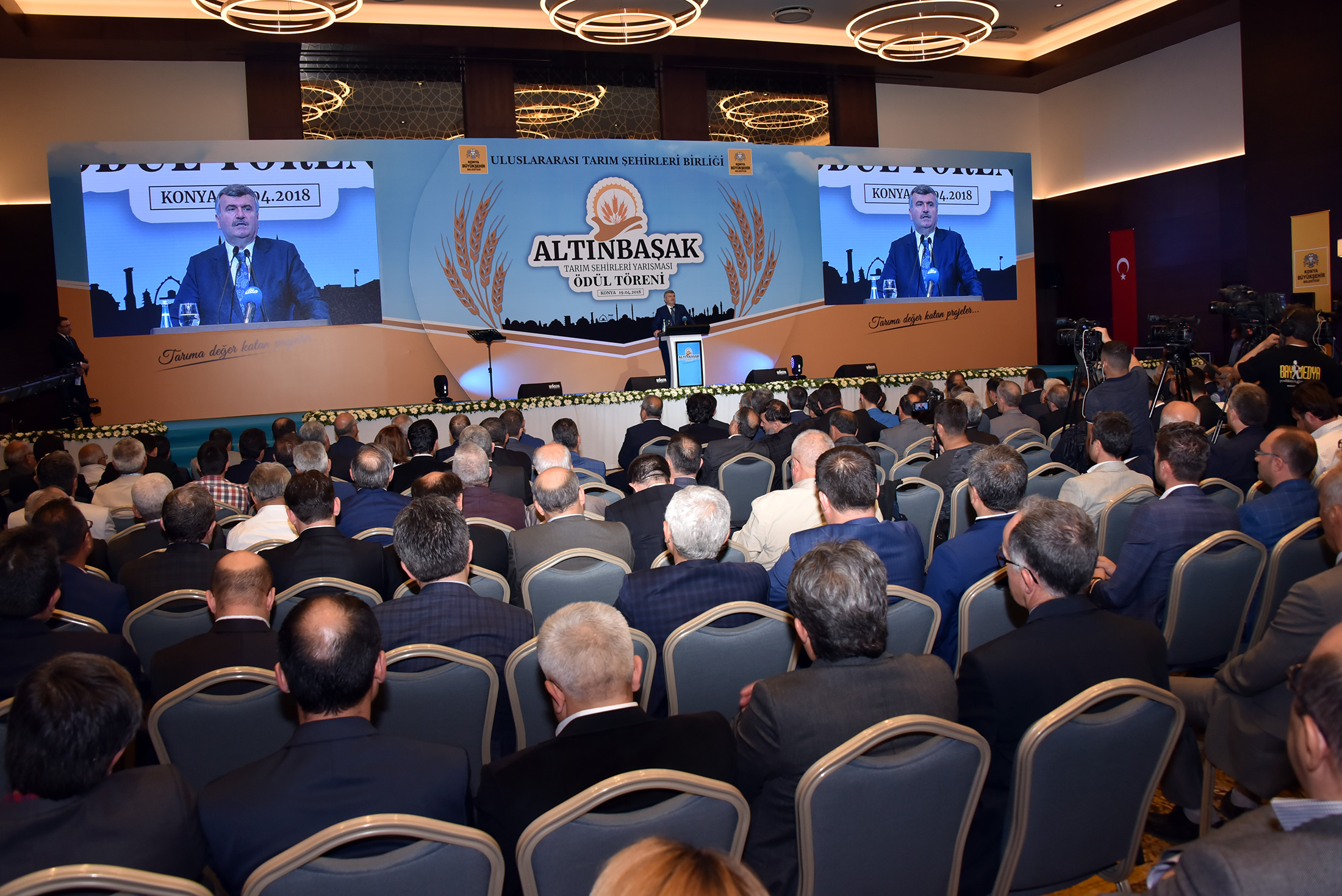 Altınbaşak Tarım Şehirleri Yarışması'nda Dereceye Giren Belediyeler Ödüllerini Aldı