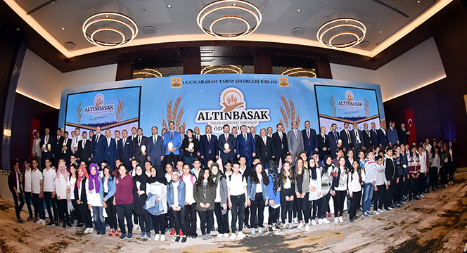 Altınbaşak Tarım Şehirleri Yarışması'nda Dereceye Giren Belediyeler Ödüllerini Aldı
