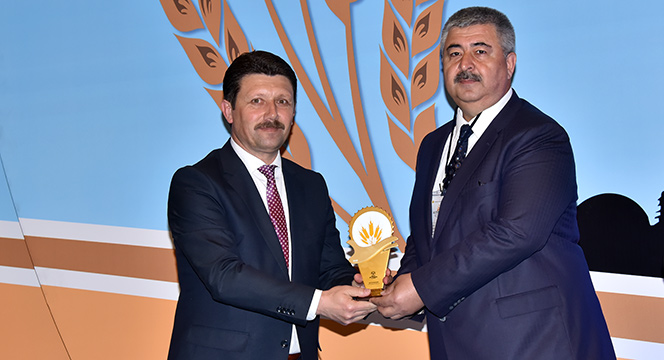 Altınbaşak Tarım Şehirleri Yarışması'nda Dereceye Giren Belediyeler Ödüllerini Aldı