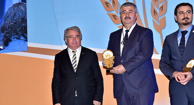 Altınbaşak Tarım Şehirleri Yarışması'nda Dereceye Giren Belediyeler Ödüllerini Aldı