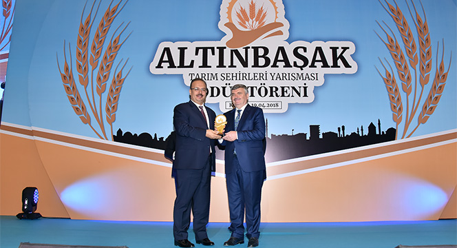 Altınbaşak Tarım Şehirleri Yarışması'nda Dereceye Giren Belediyeler Ödüllerini Aldı