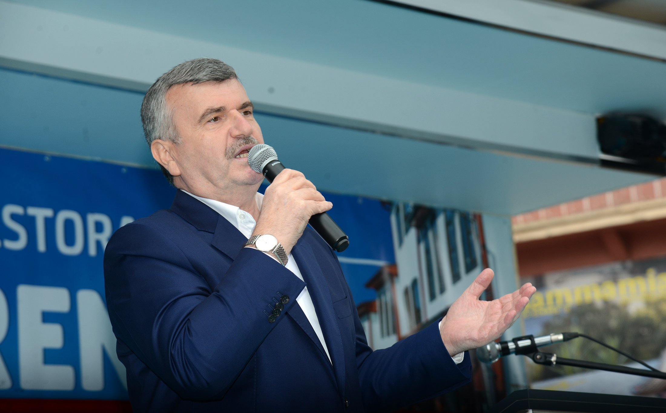 Restorasyonu Tamamlanan Tarihi Arasta Bedesteni Açıldı