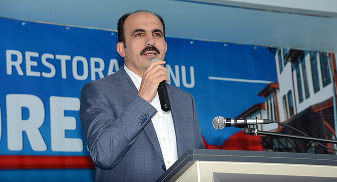 Restorasyonu Tamamlanan Tarihi Arasta Bedesteni Açıldı