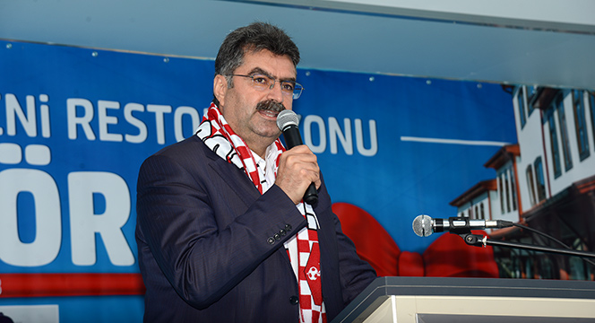 Restorasyonu Tamamlanan Tarihi Arasta Bedesteni Açıldı