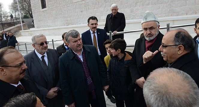 Tarihi Alaaddin Camii'nin Restorasyonu Tamamlanan Doğu Bölümü İbadete Açıldı