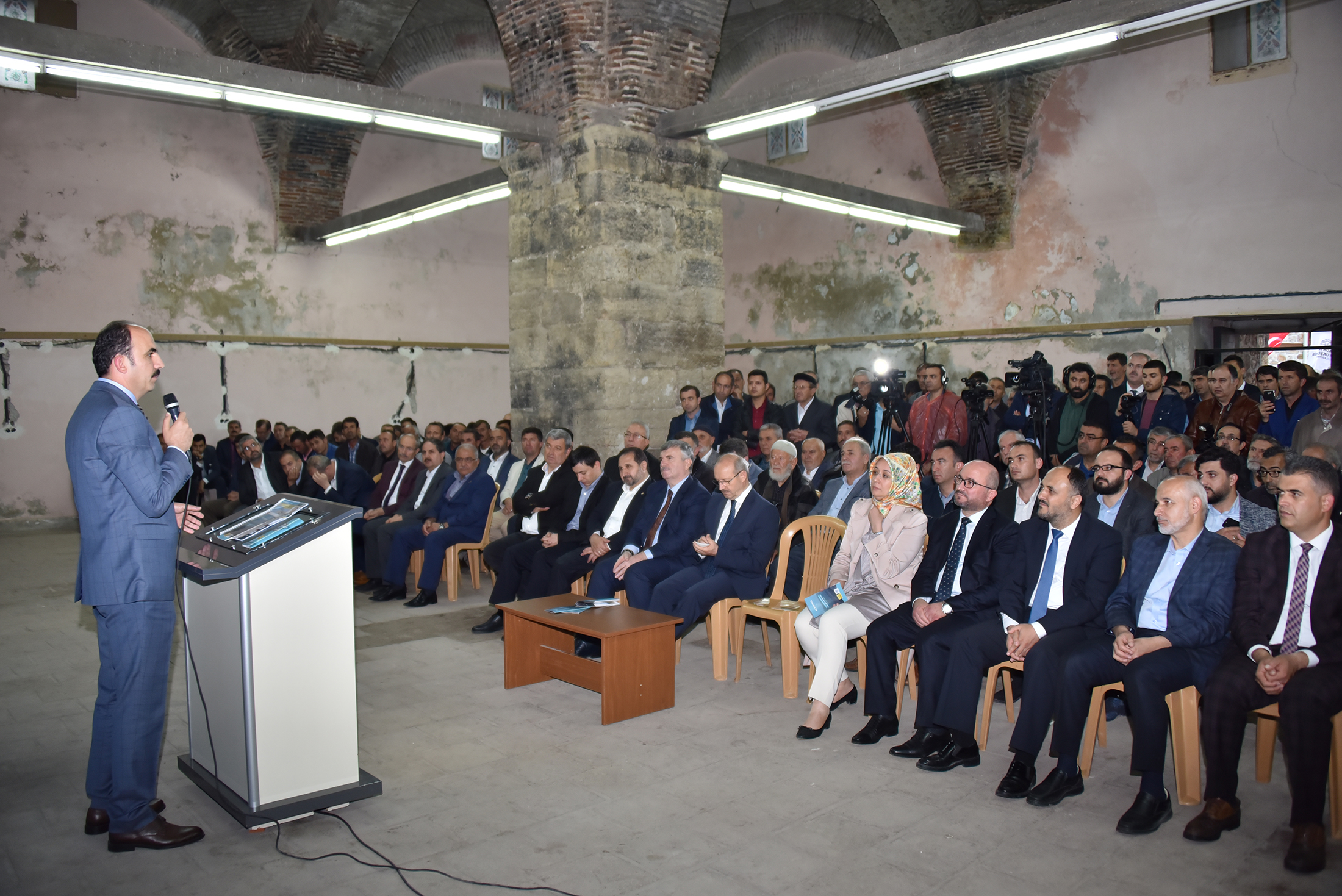 Tarihi Eşrefoğlu Bedesteni Restorasyonu Başladı 
