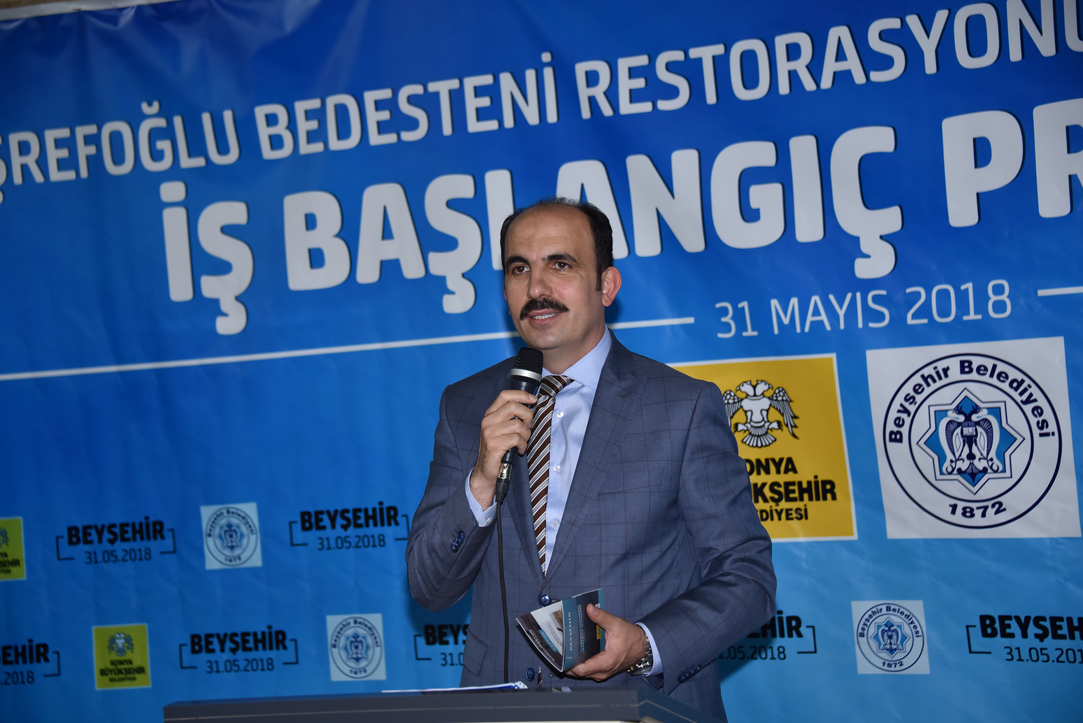 Tarihi Eşrefoğlu Bedesteni Restorasyonu Başladı 