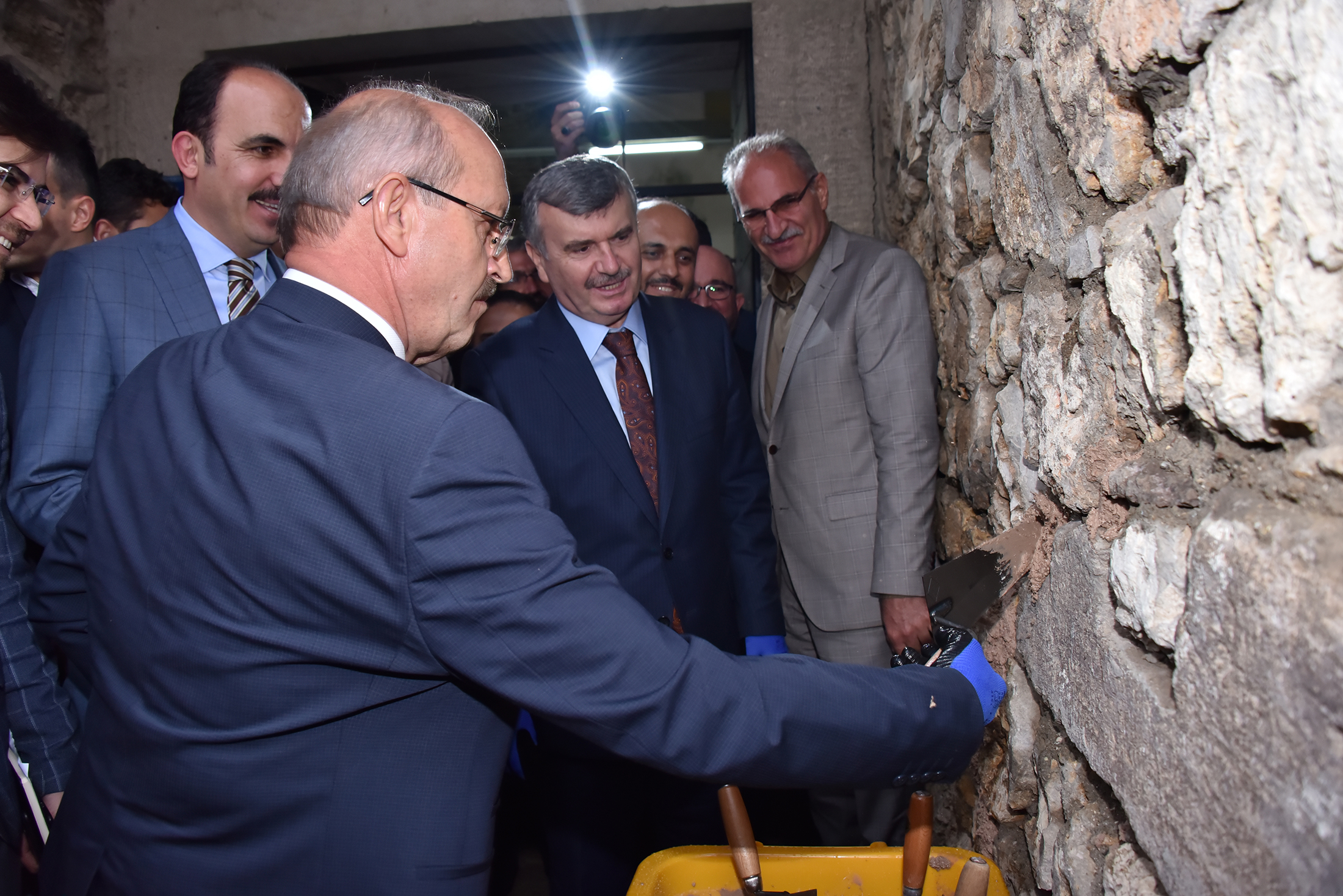 Tarihi Eşrefoğlu Bedesteni Restorasyonu Başladı 