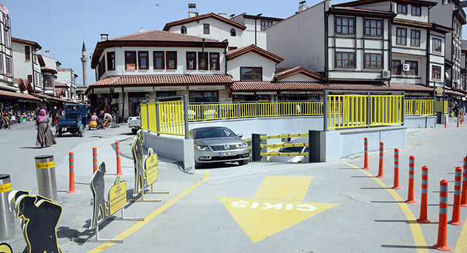Tarihi Osmanlı Buğday Pazarı Yeraltı Katlı Otoparkı Bedesten Bölgesine Nefes Aldırdı