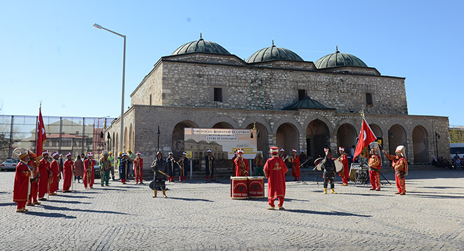Eşrefoğlu Bedesteni ve Çevresinde Restorasyon Çalışması Başladı