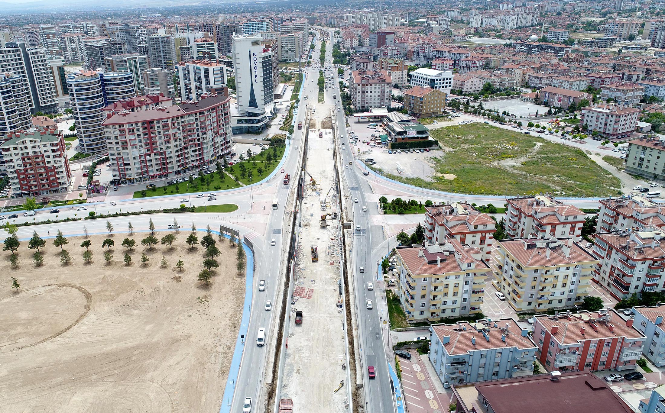 Başkan Altay Yapımı Devam Eden Köprülü Kavşakları İnceledi