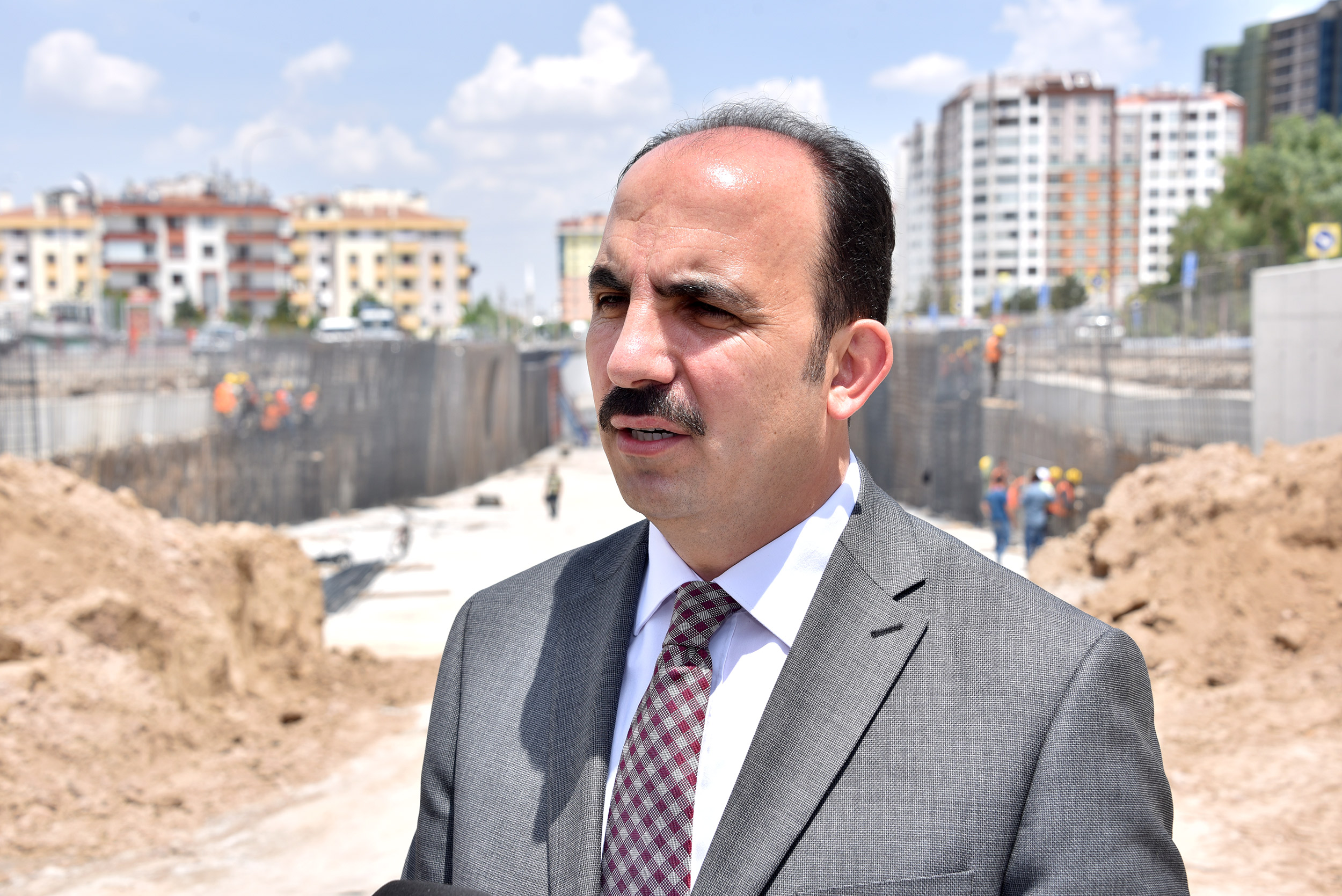 Başkan Altay Yapımı Devam Eden Köprülü Kavşakları İnceledi