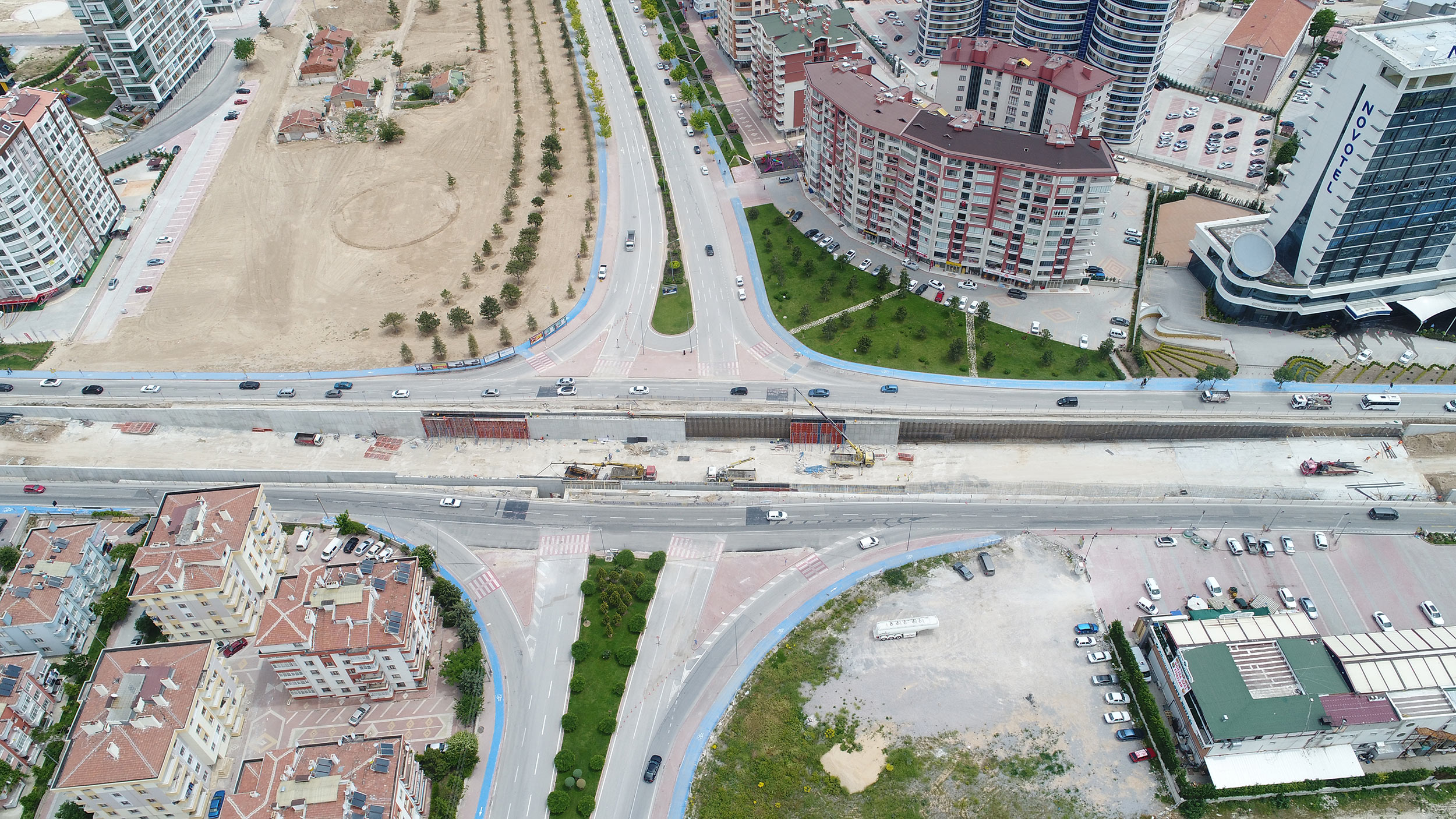 Başkan Altay Yapımı Devam Eden Köprülü Kavşakları İnceledi