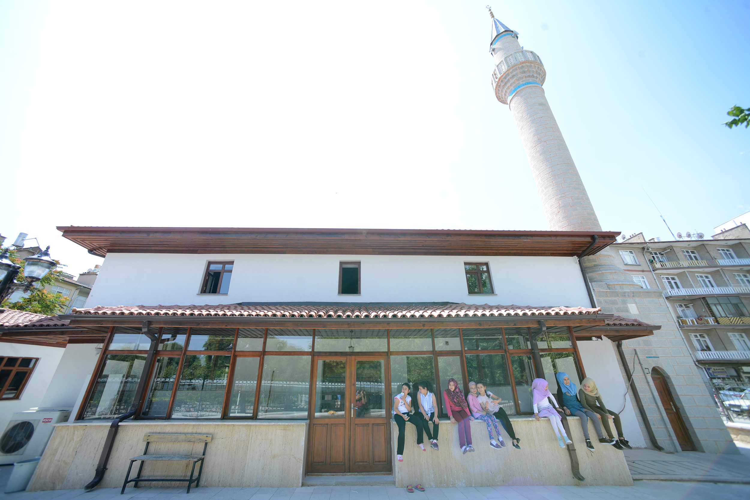 Kadı İzzetin Camii Restorasyonu Tamamlandı 