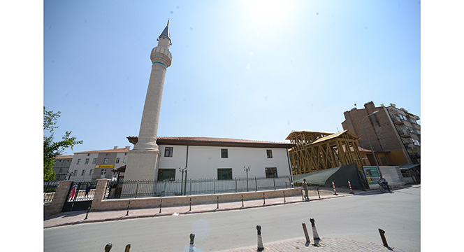 Kadı İzzetin Camii Restorasyonu Tamamlandı 