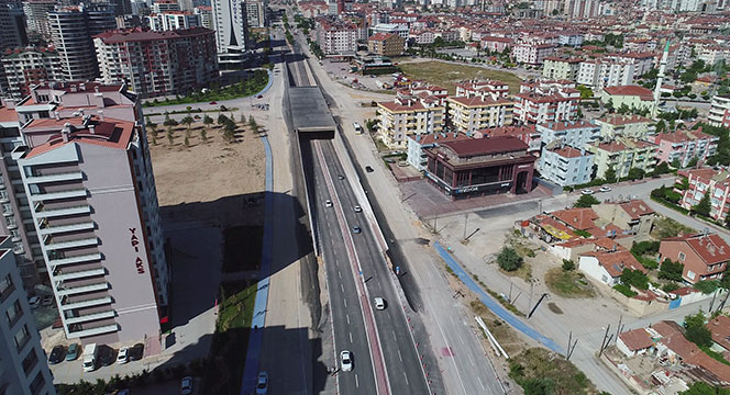 4 Yeni Köprülü Kavşaktan da Alttan Geçiş Verildi  