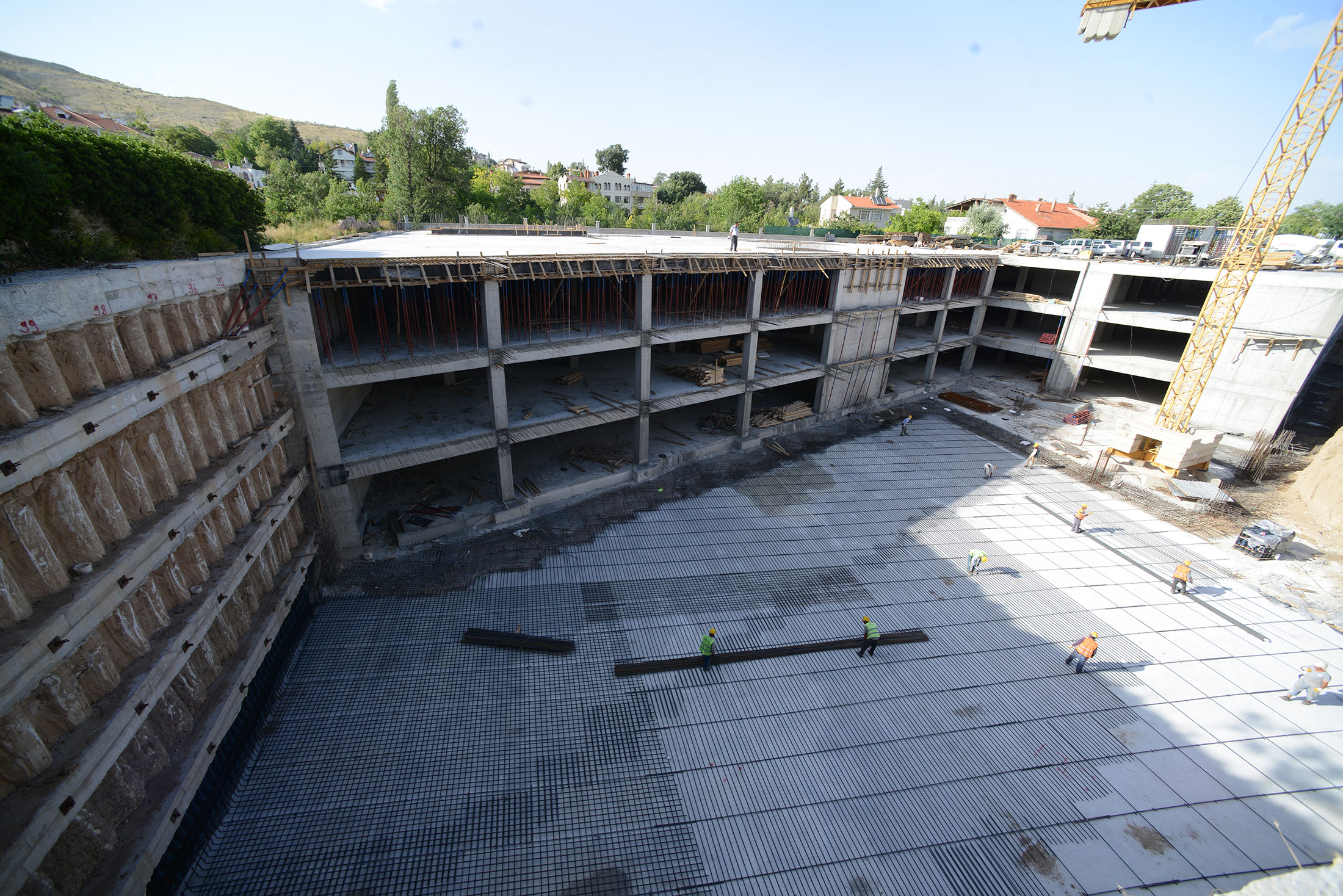 Başkan Altay, Meram Katlı Otoparkı İnşaatını İnceledi