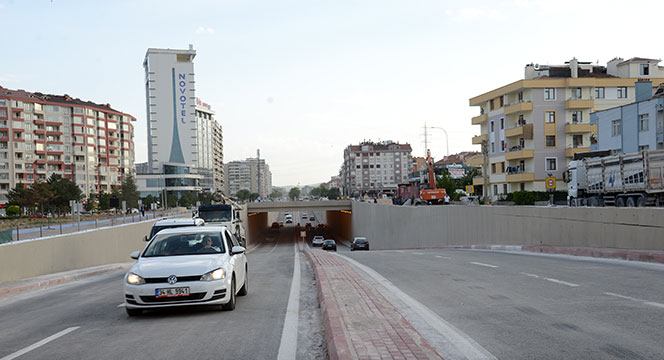 Şefik Can Köprülü Kavşağı Hizmet Vermeye Başladı