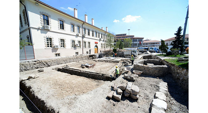 Ulvi Sultan Türbesi ve Mescidi Restore Ediliyor  