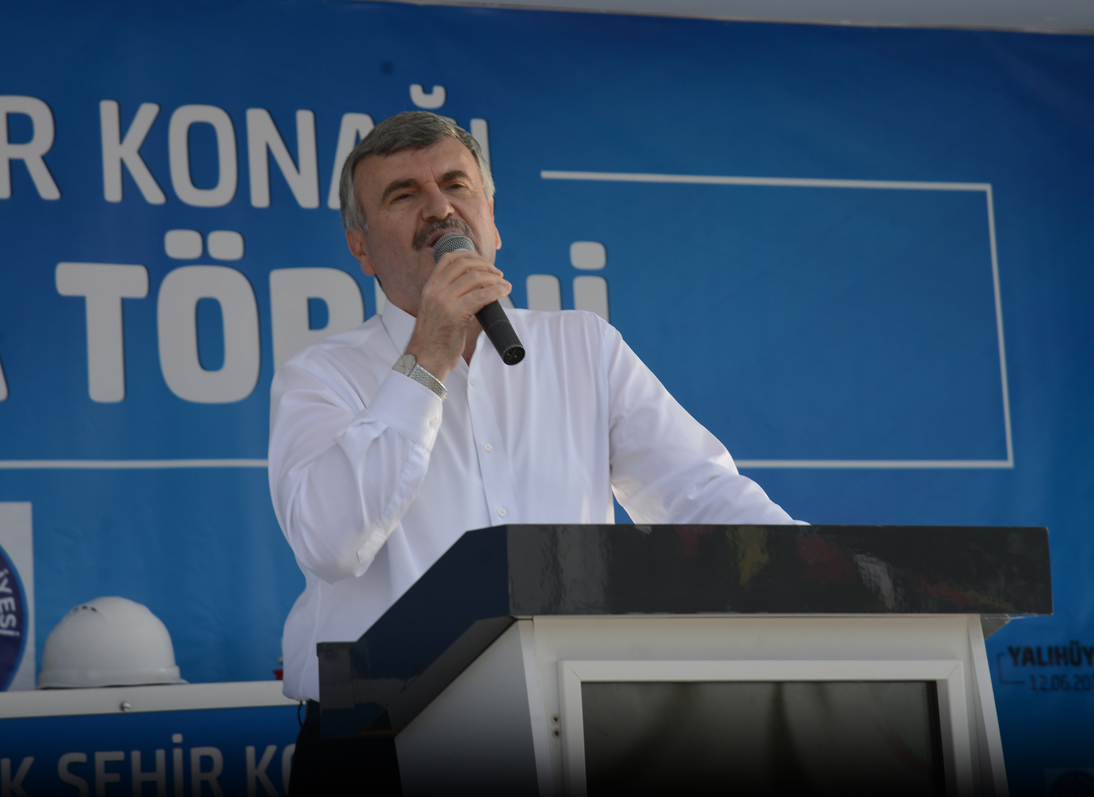 Yalıhüyük Şehir Konağı'nın Temeli Atıldı