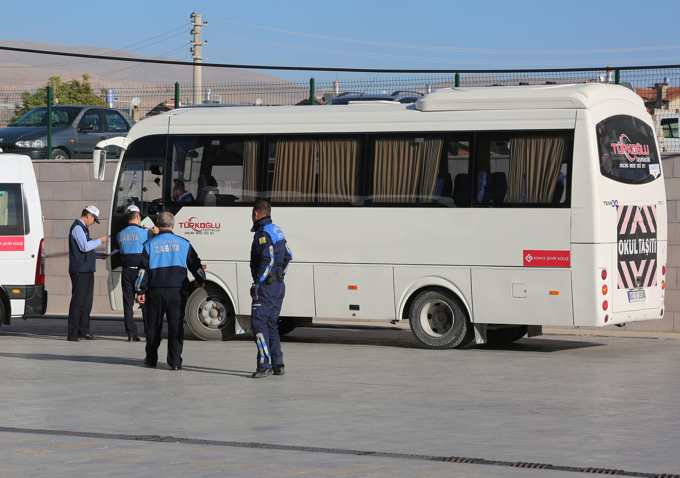 Büyükşehir'den Okul Servis Araçlarına Denetim