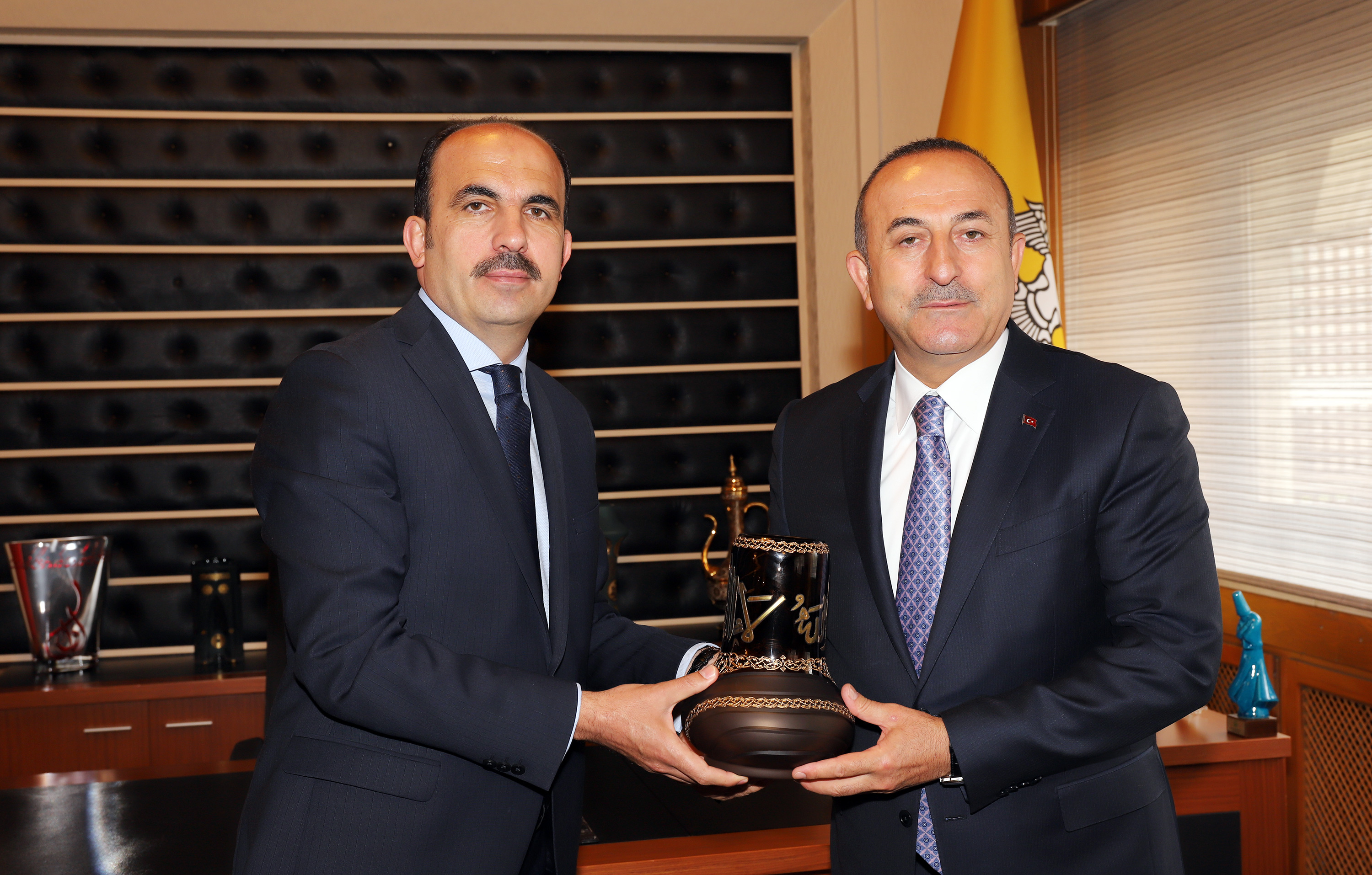 Dışişleri Bakanı Çavuşoğlu'ndan Büyükşehir'e Ziyaret