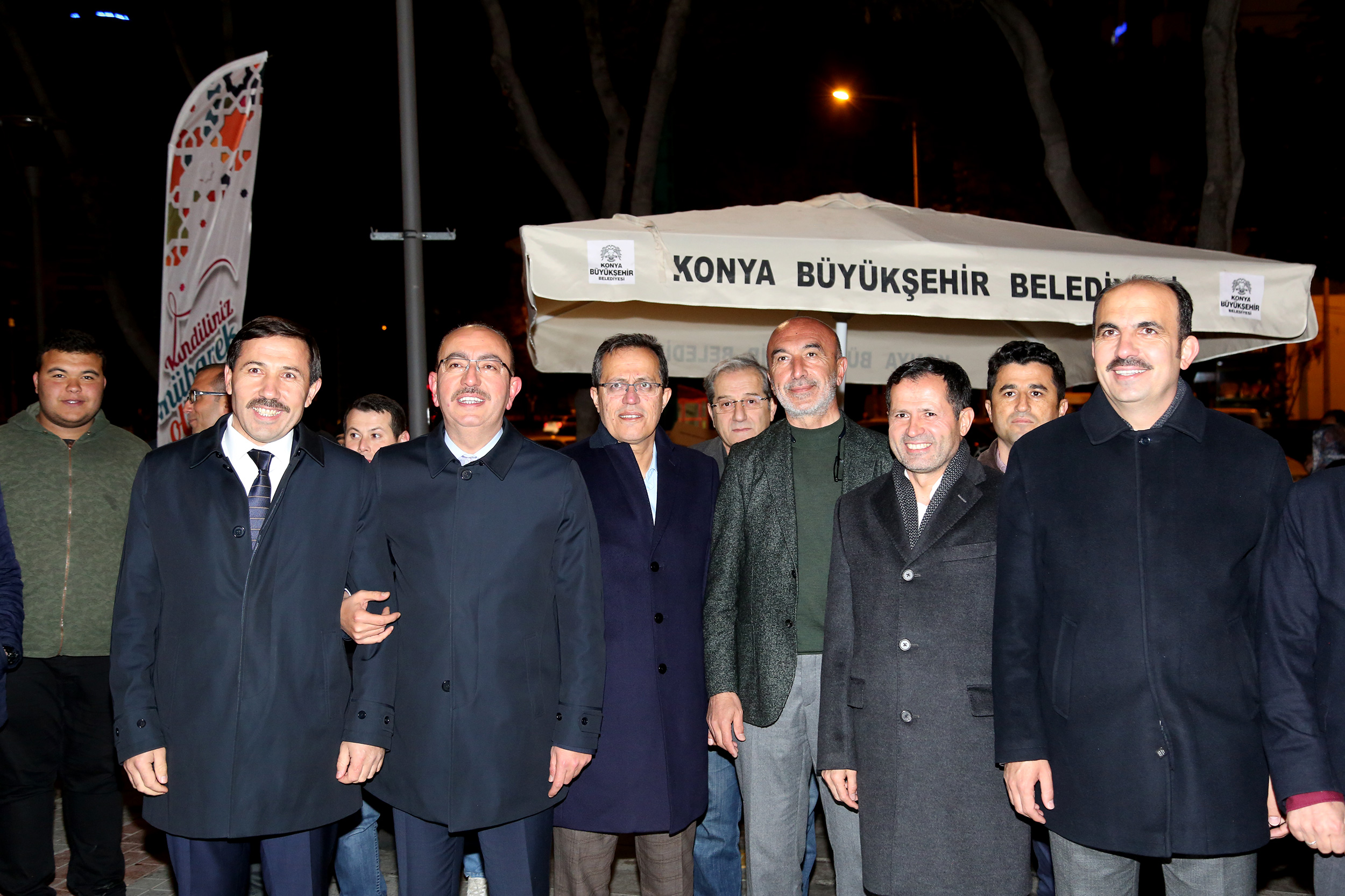 Başkan Altay, Vatandaşların Kandil Bereketine Ortak Oldu