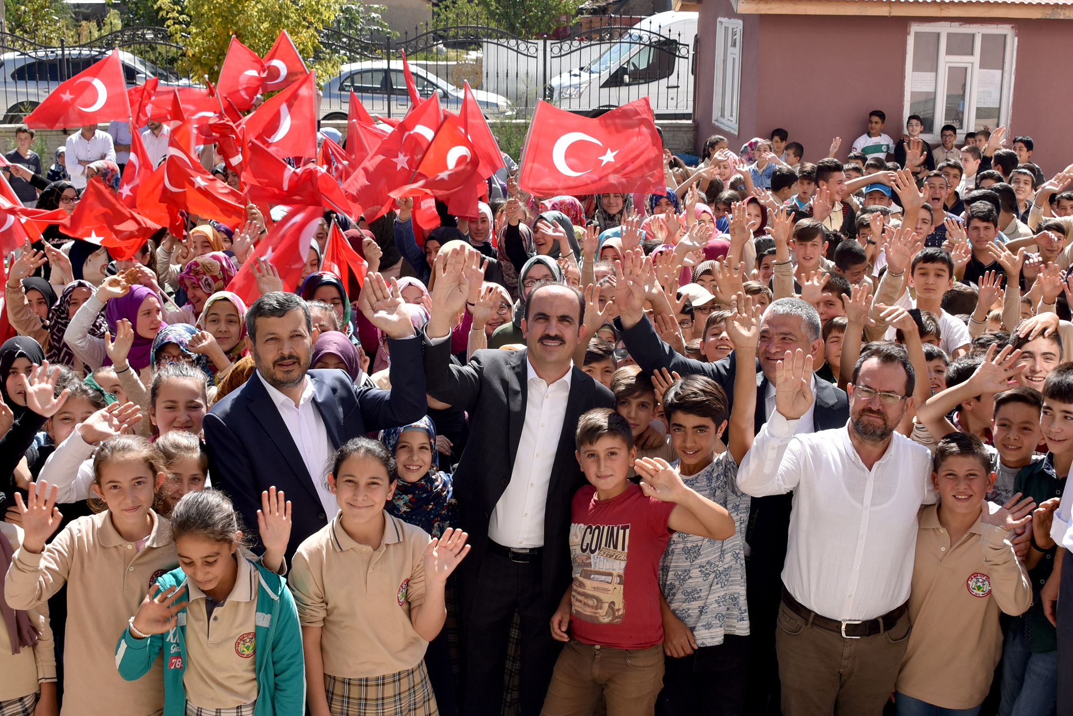 Öğrencilerimizin Karne Heyecanını Paylaşıyoruz