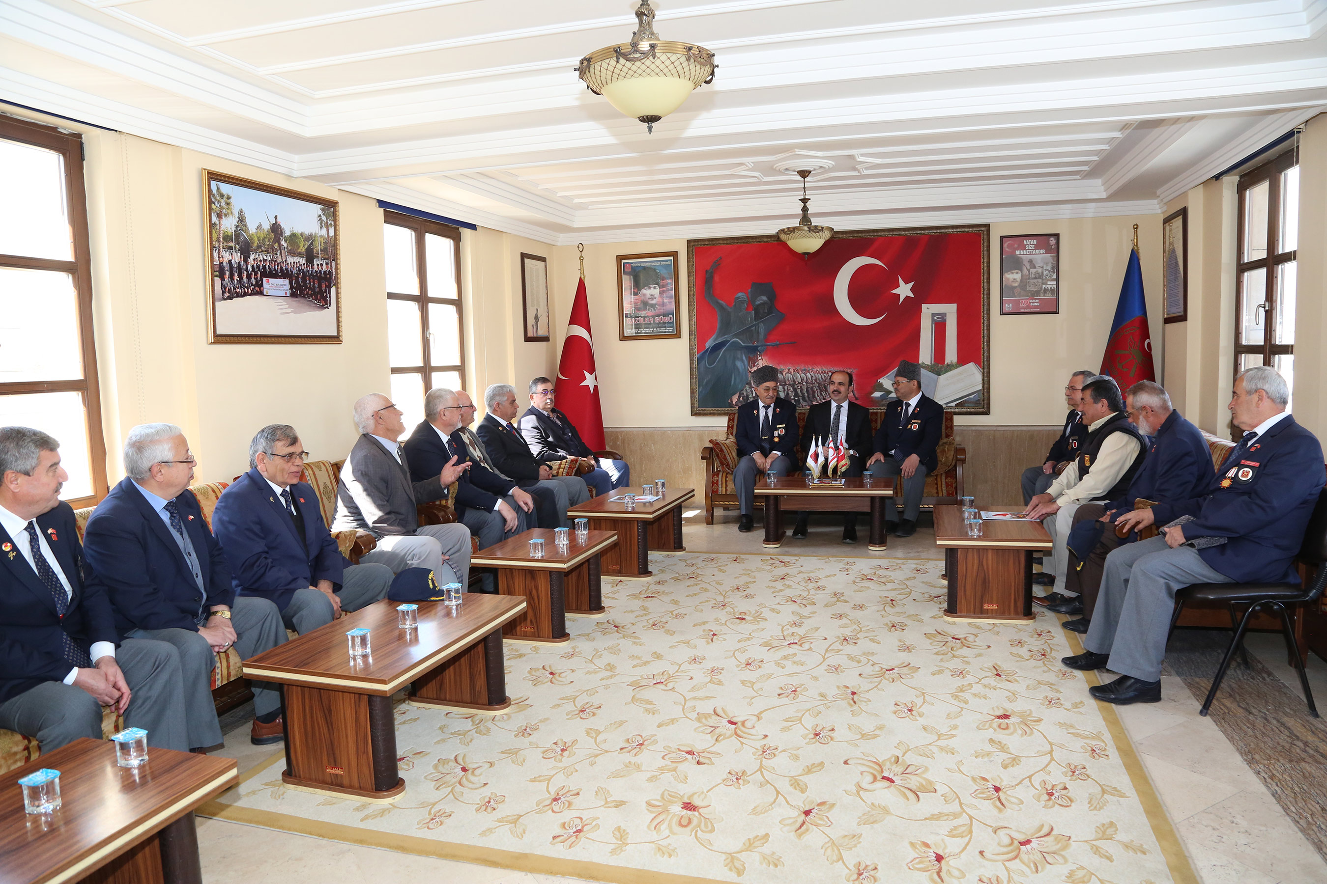 Başkan Altay'dan Gazilere ve Şehit Ailelerine Ziyaret