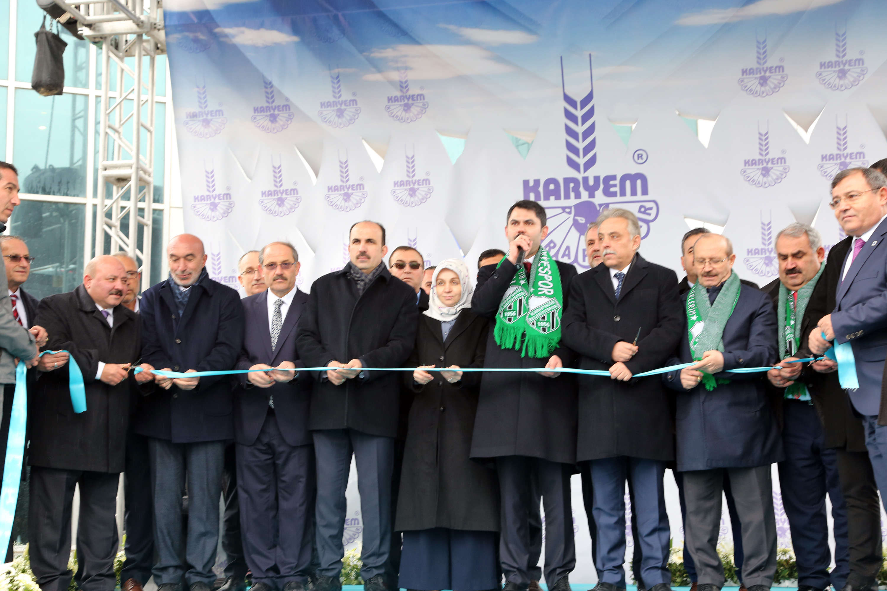 Bakan Kurum Karapınar'a Müjdeli Haberler Verdi