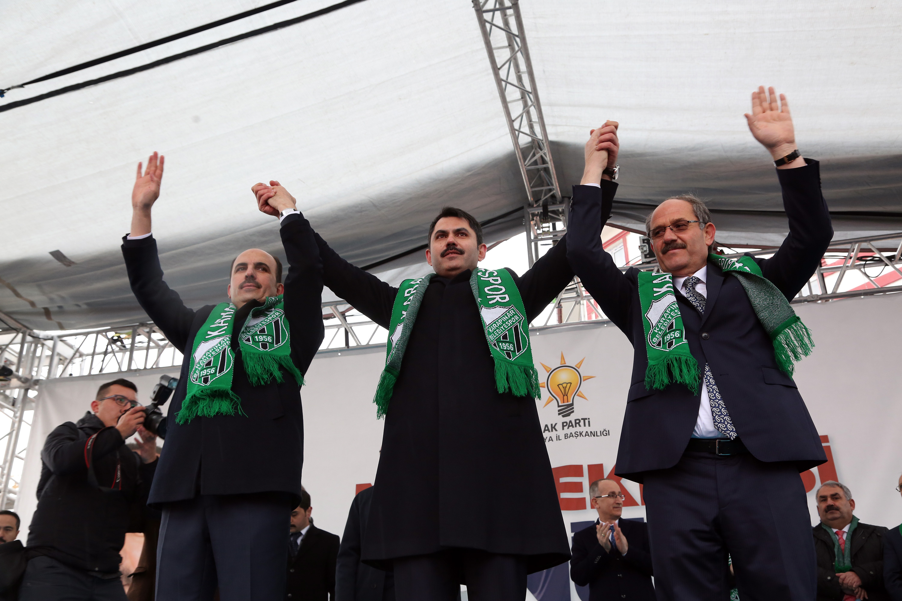 Bakan Kurum Karapınar'a Müjdeli Haberler Verdi
