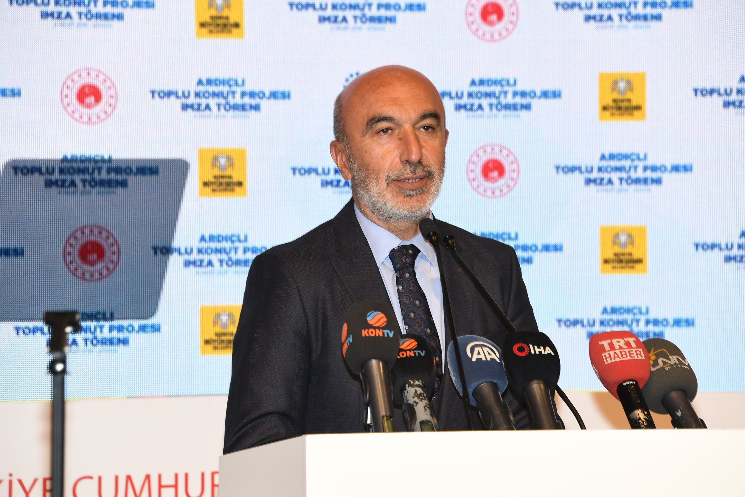 Ardıçlı Toplu Konut Projesinin Protokolü İmzalandı
