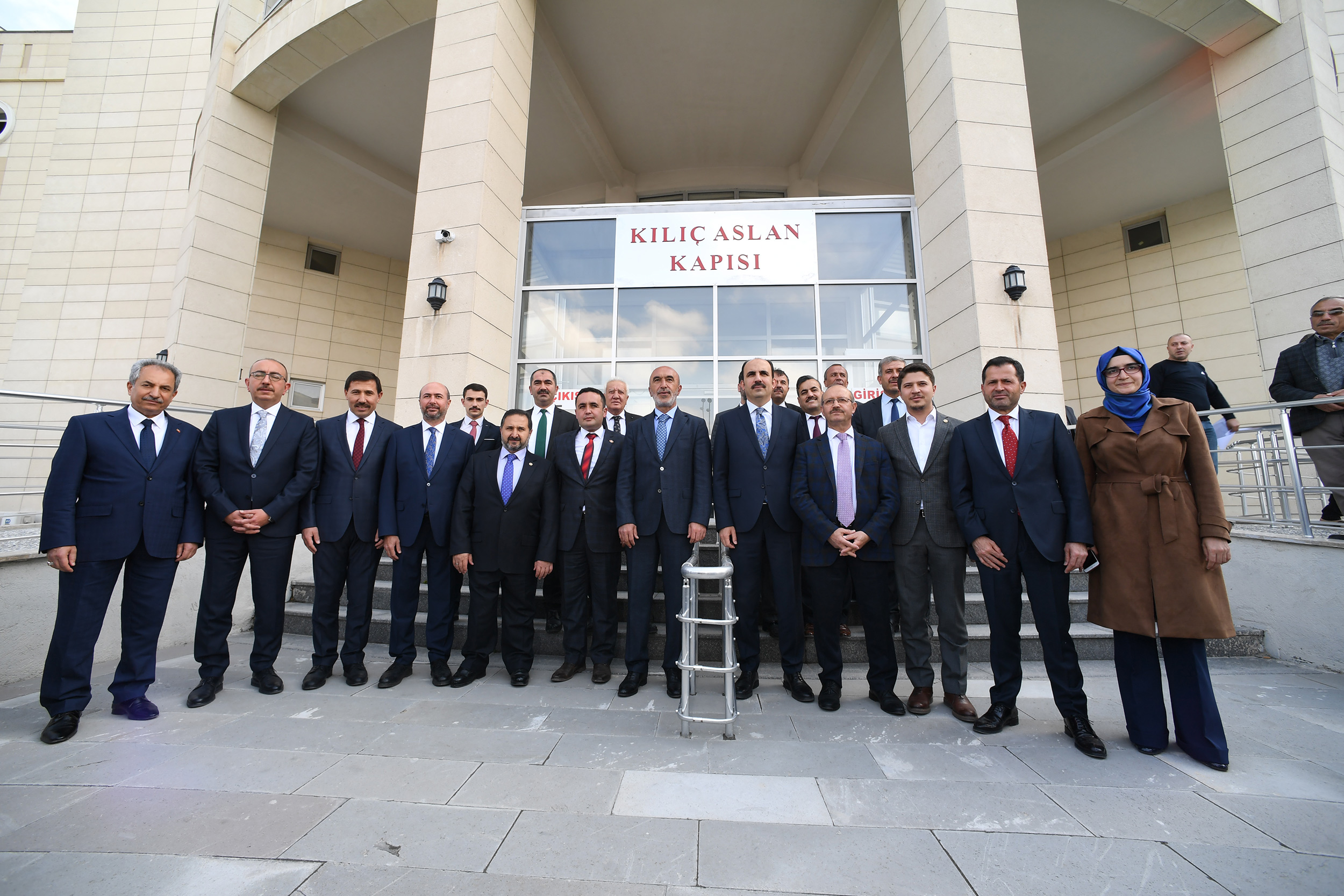 Başkan Altay Mazbatasını Aldı