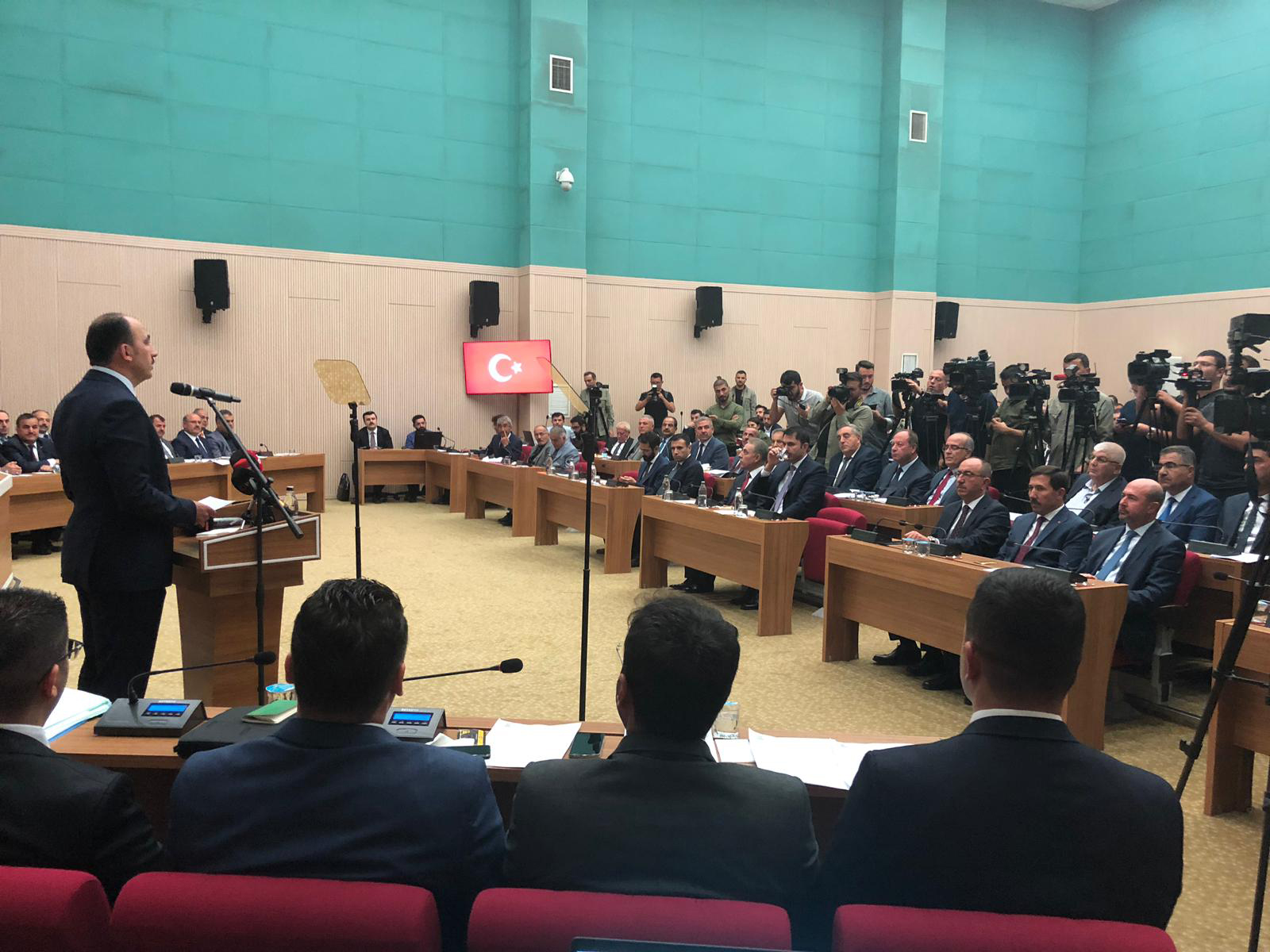 Büyükşehir Meclisi Kahraman Ordumuzun Yanında