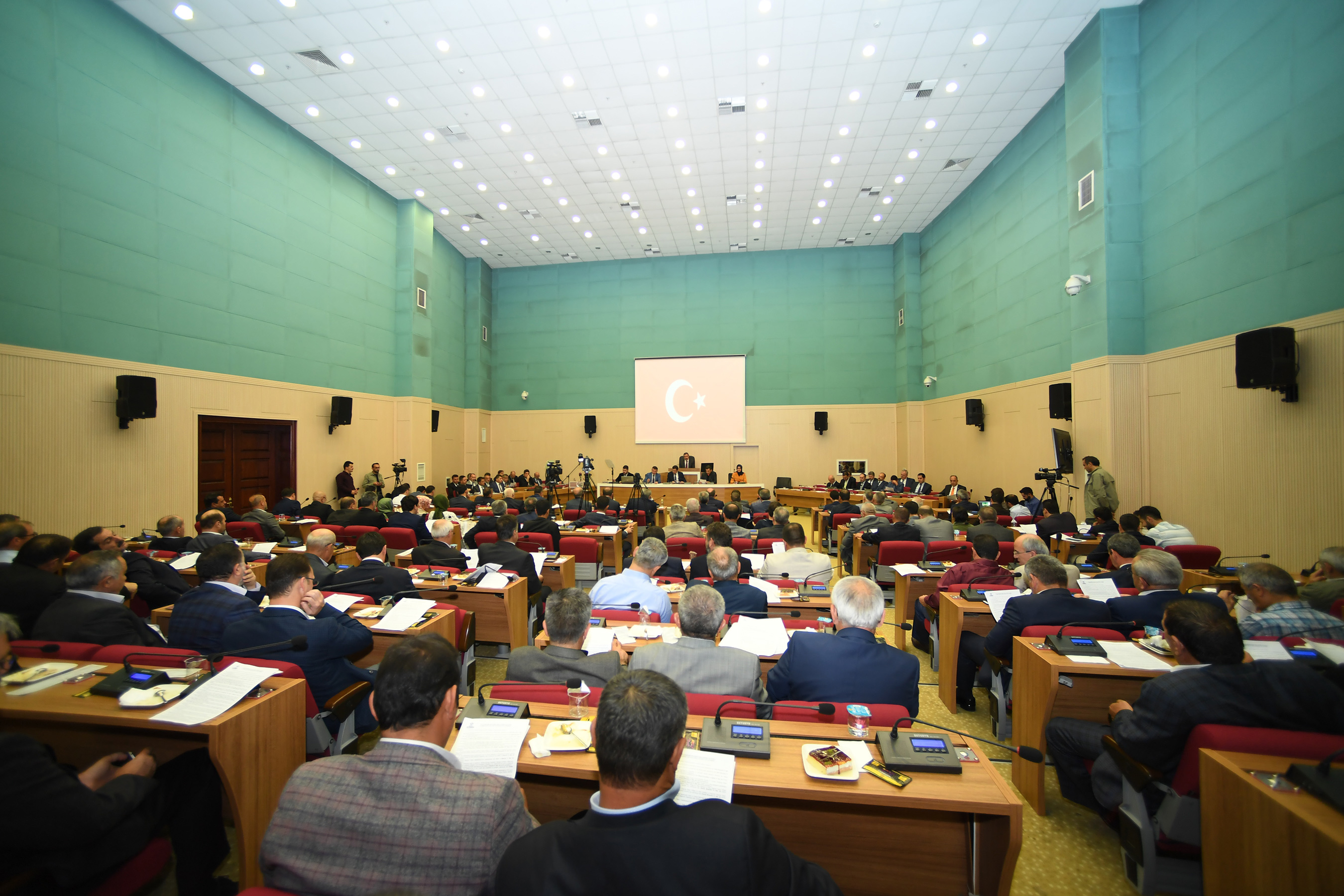 Büyükşehir Meclisi Kahraman Ordumuzun Yanında