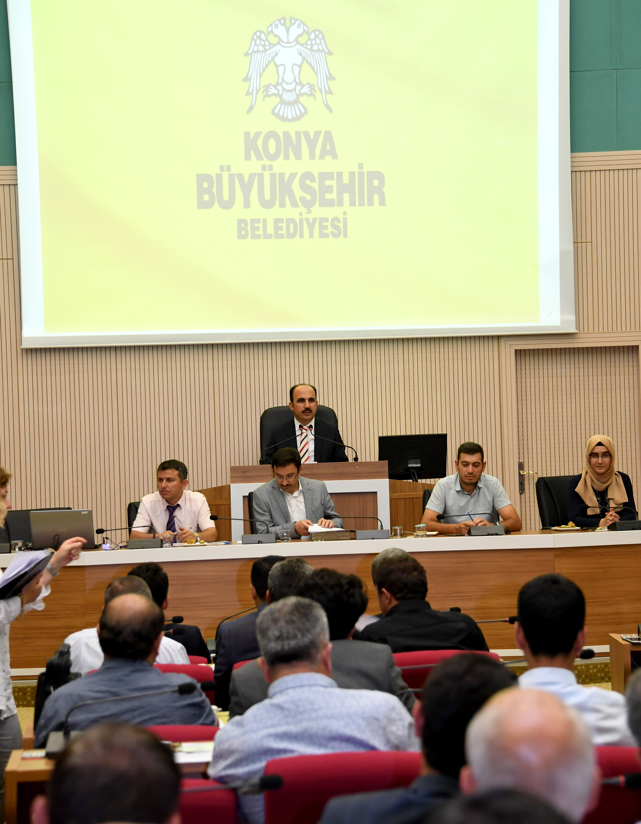 Metro Taşıt Alımının Bakanlığa Devredilmesi Konya'ya 1 Milyarlık Katkı Sağlayacak