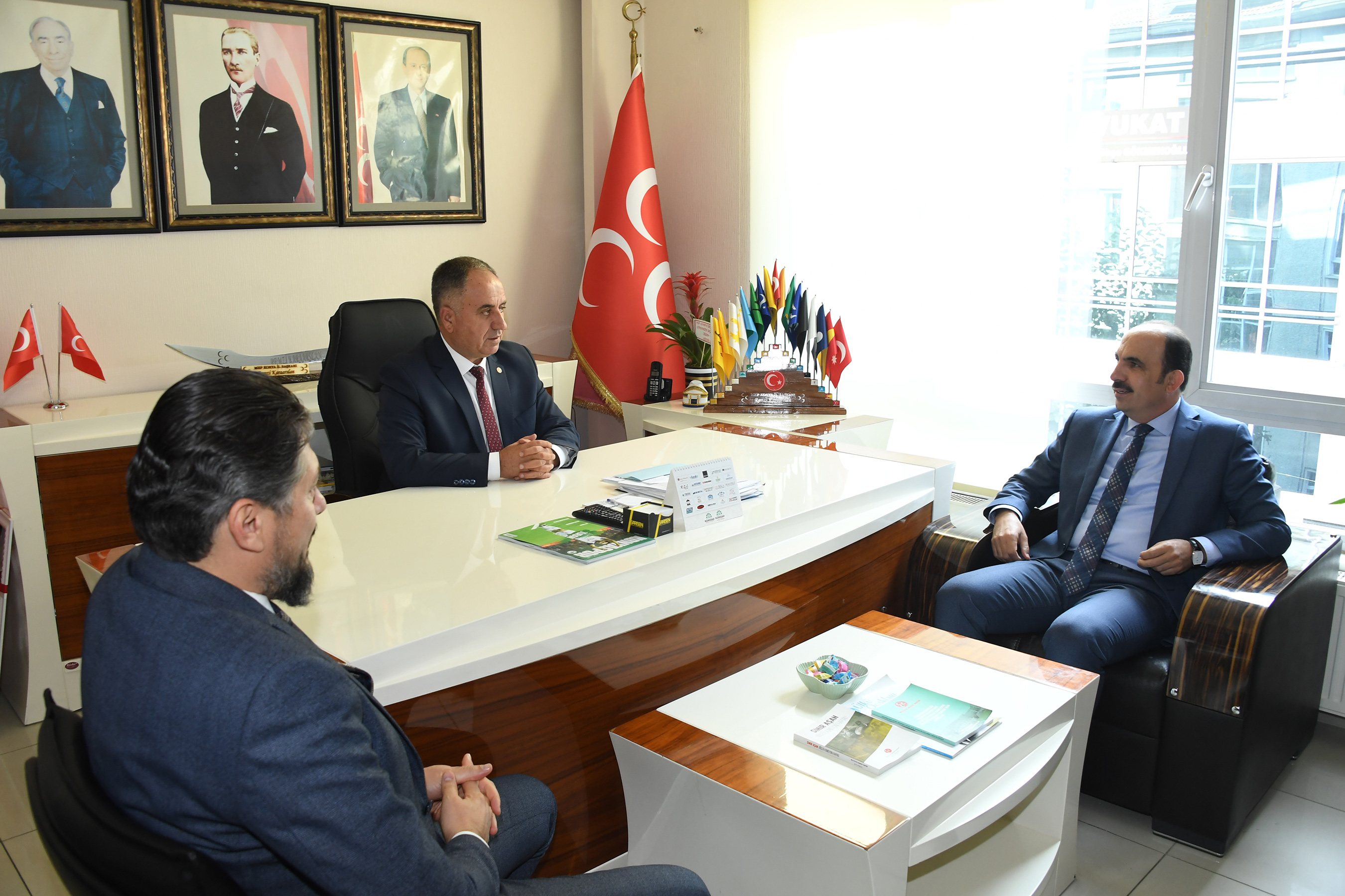 Başkan Altay MHP İl Başkanı Karaarslan'ı Ziyaret Etti