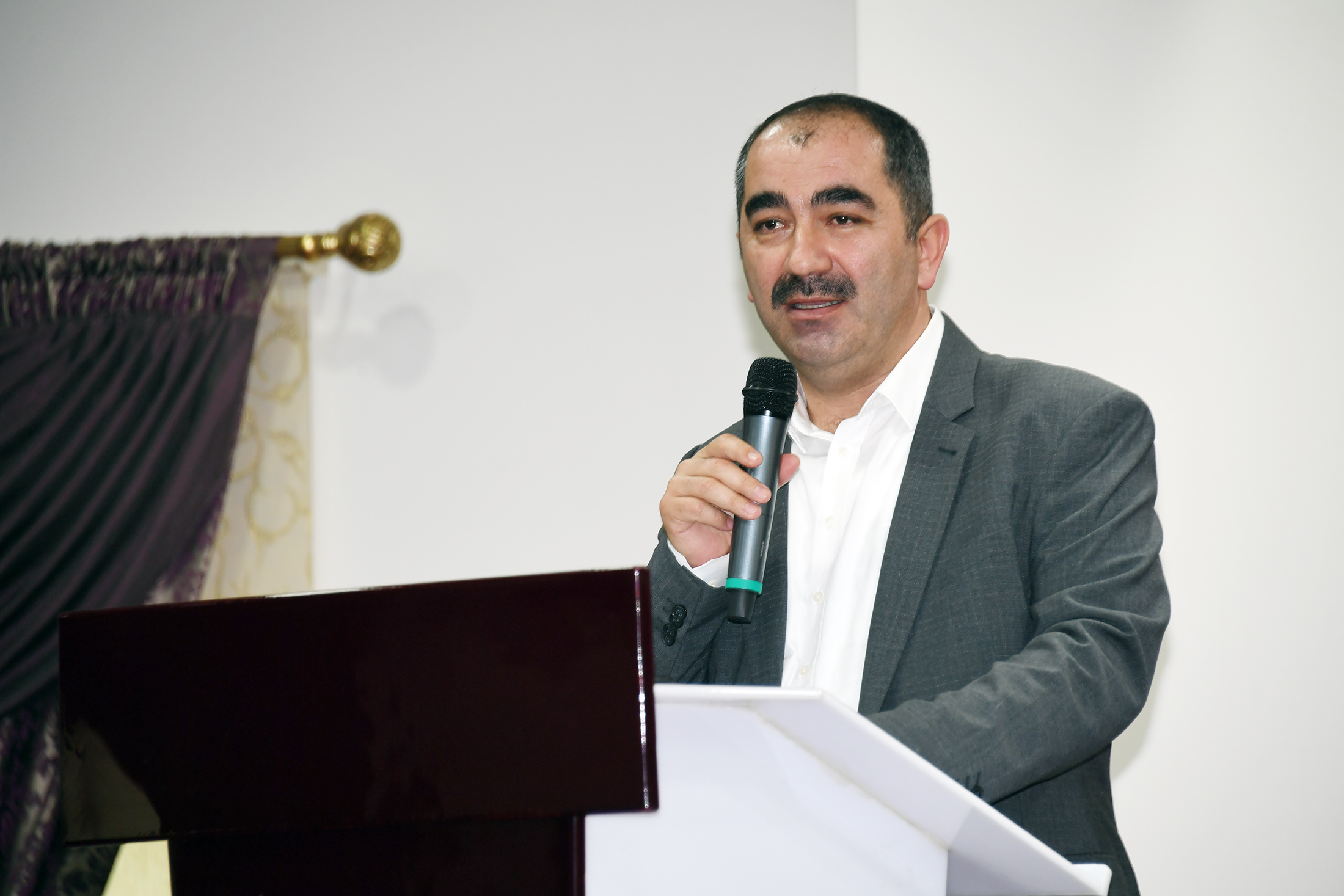 Başkan Altay, Karatay Muhtarlarıyla Bir Araya Geldi