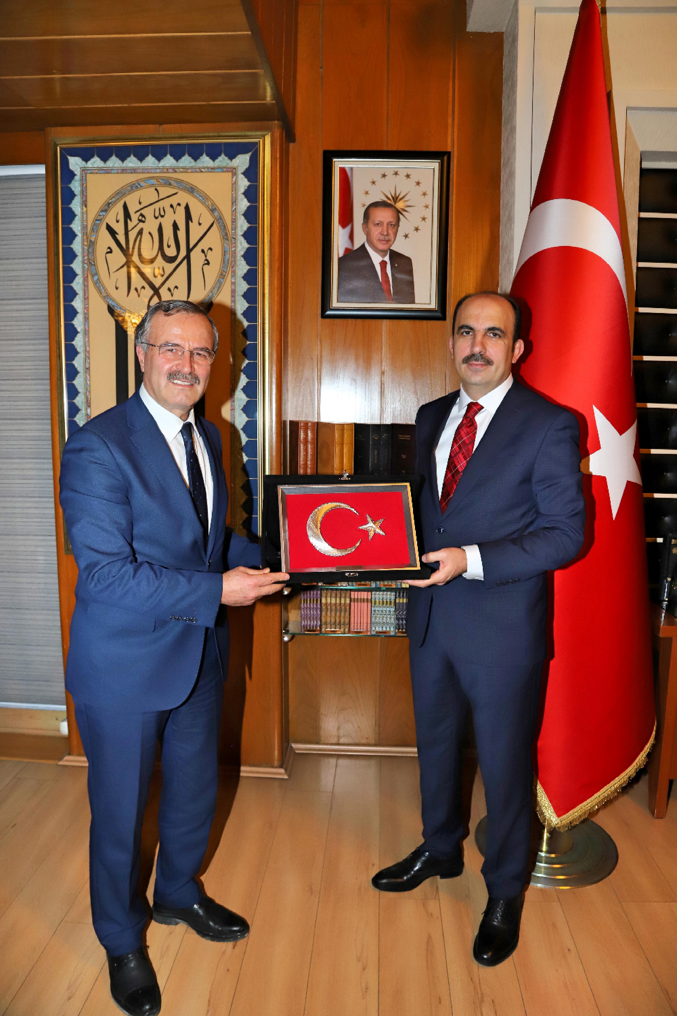 OSBÜK Yönetimi Başkan Altay'ı Ziyaret Etti