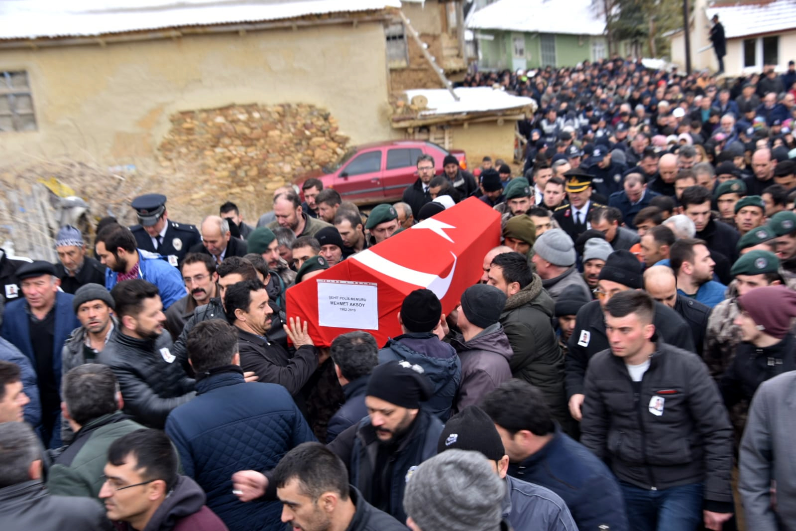 Şehit Mehmet Aksoy Son Yolculuğuna Uğurlandı