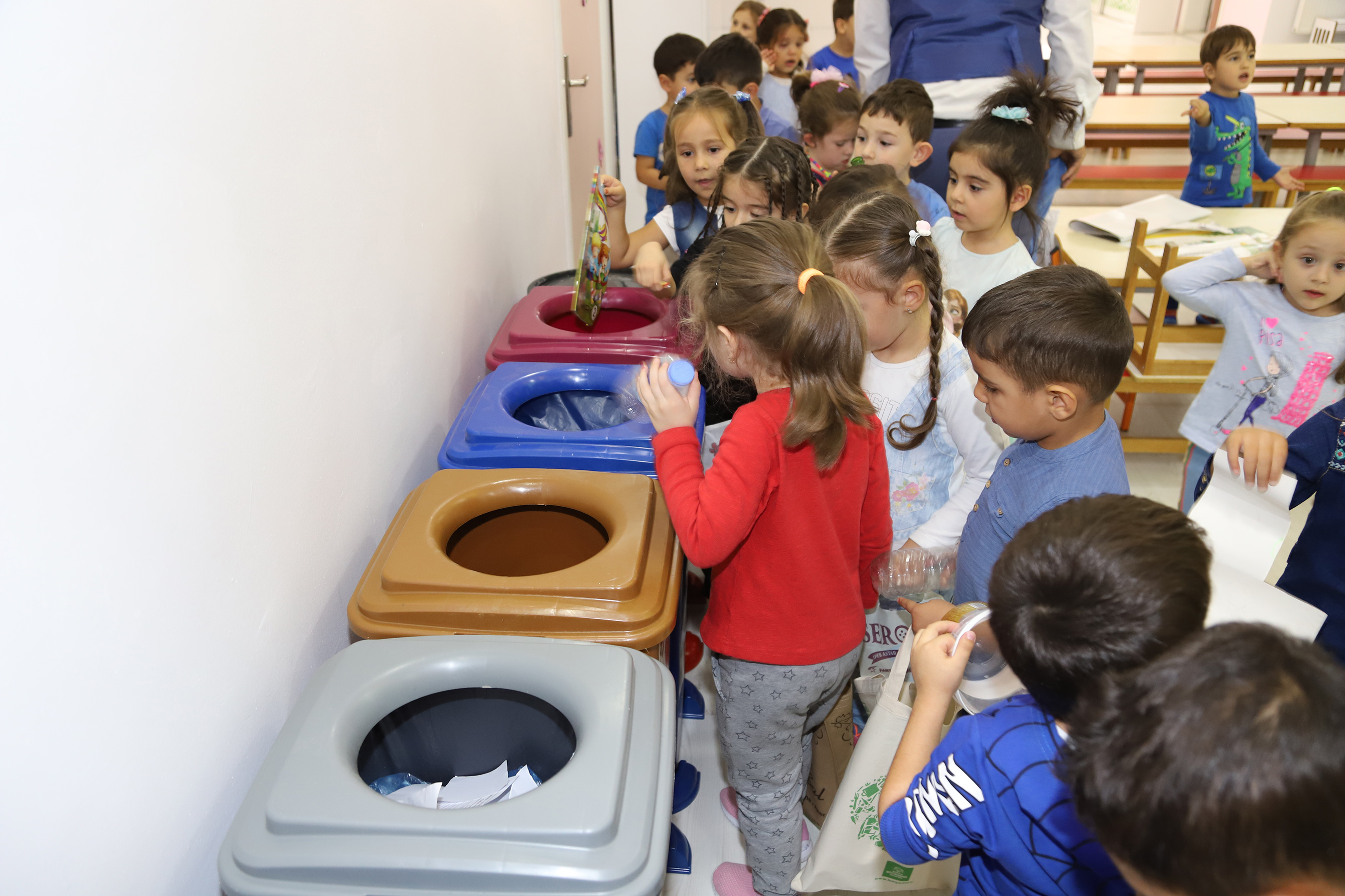 Büyükşehir, Sıfır Atık Projesine 110 Pilot Okulu Dahil Etti