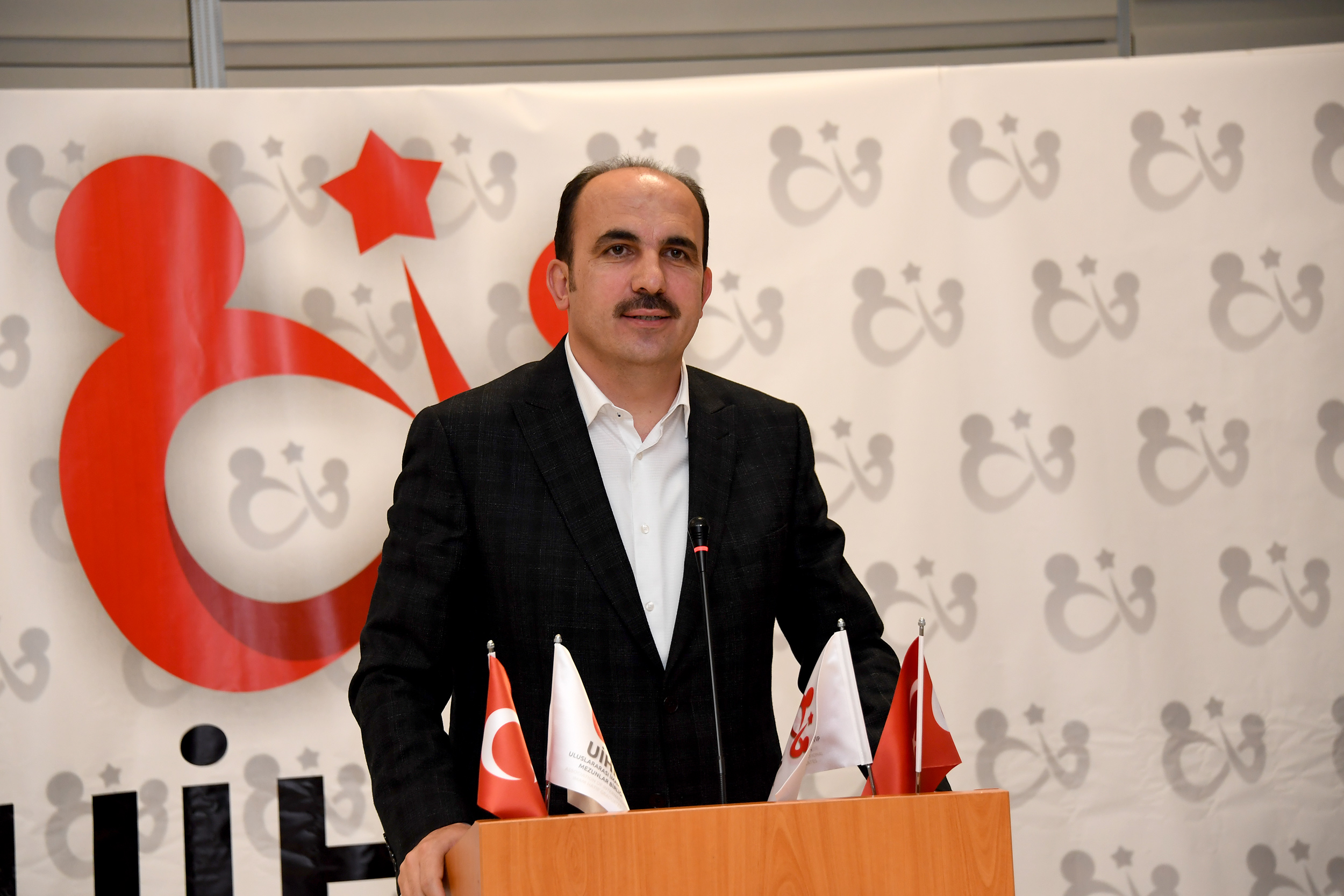Başkan Altay Uluslararası İmam Hatip Lisesi Öğrencileriyle Buluştu
