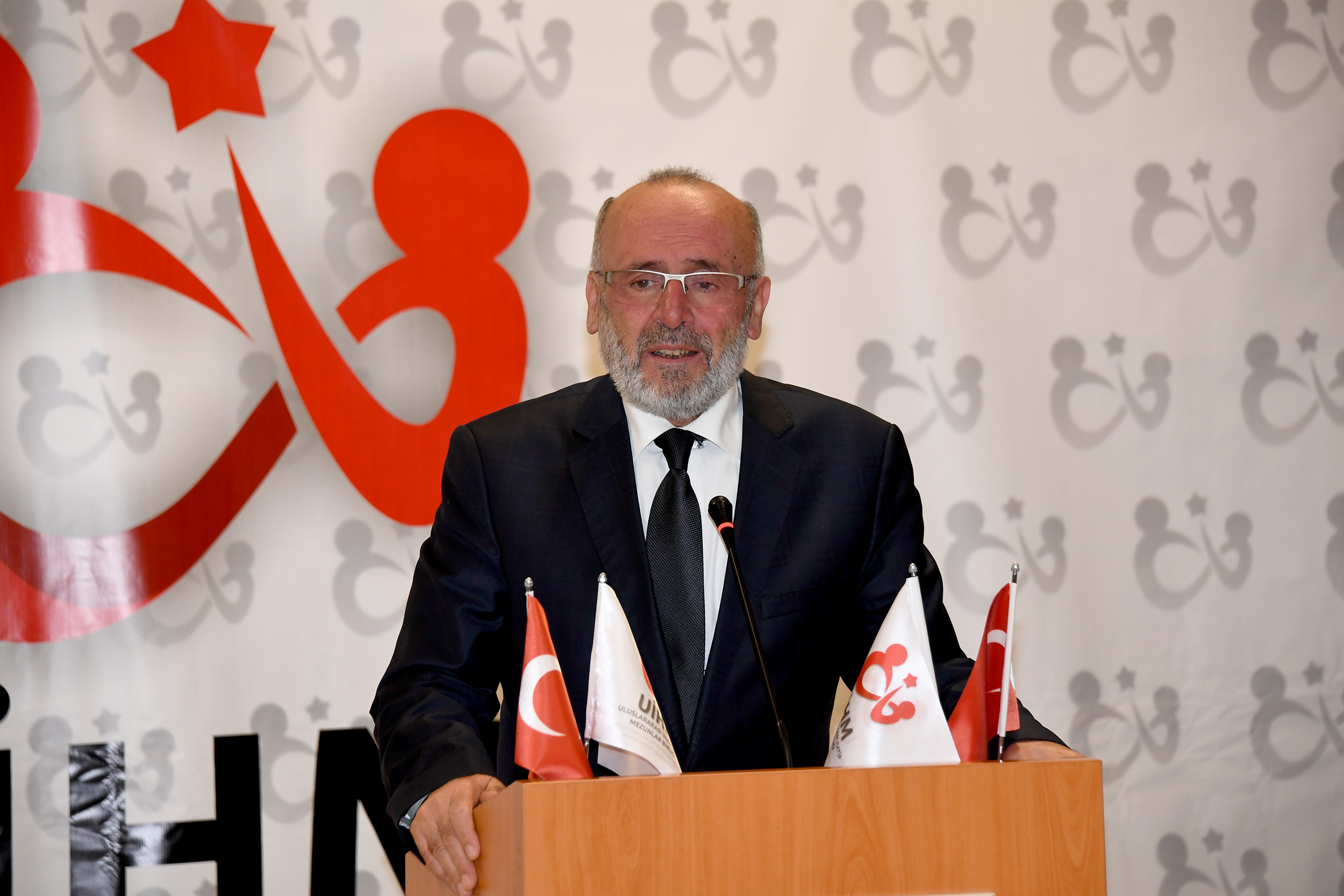 Başkan Altay Uluslararası İmam Hatip Lisesi Öğrencileriyle Buluştu