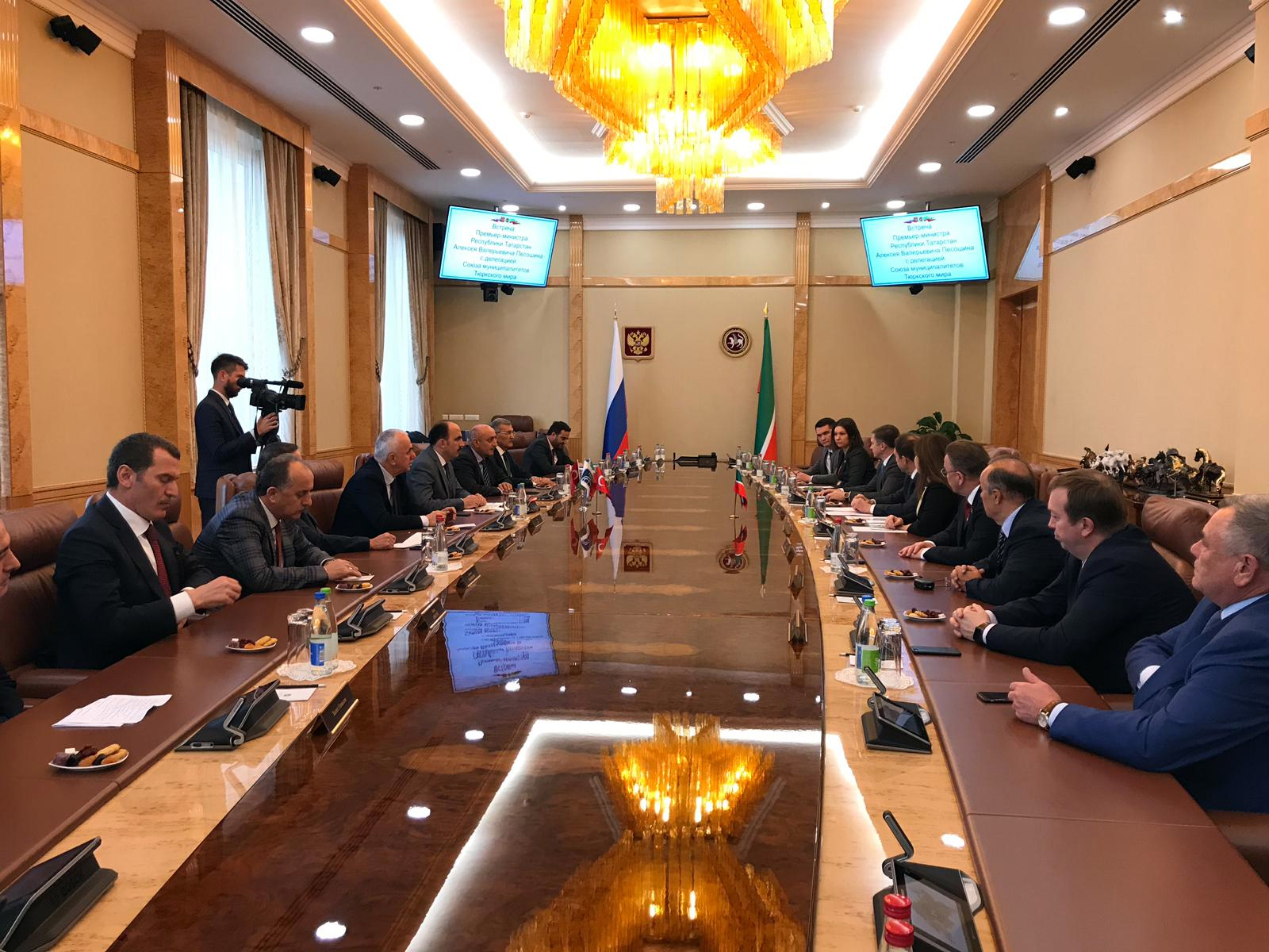TDBB Başkanı Altay Tataristan Başbakanı'nı Ziyaret Etti