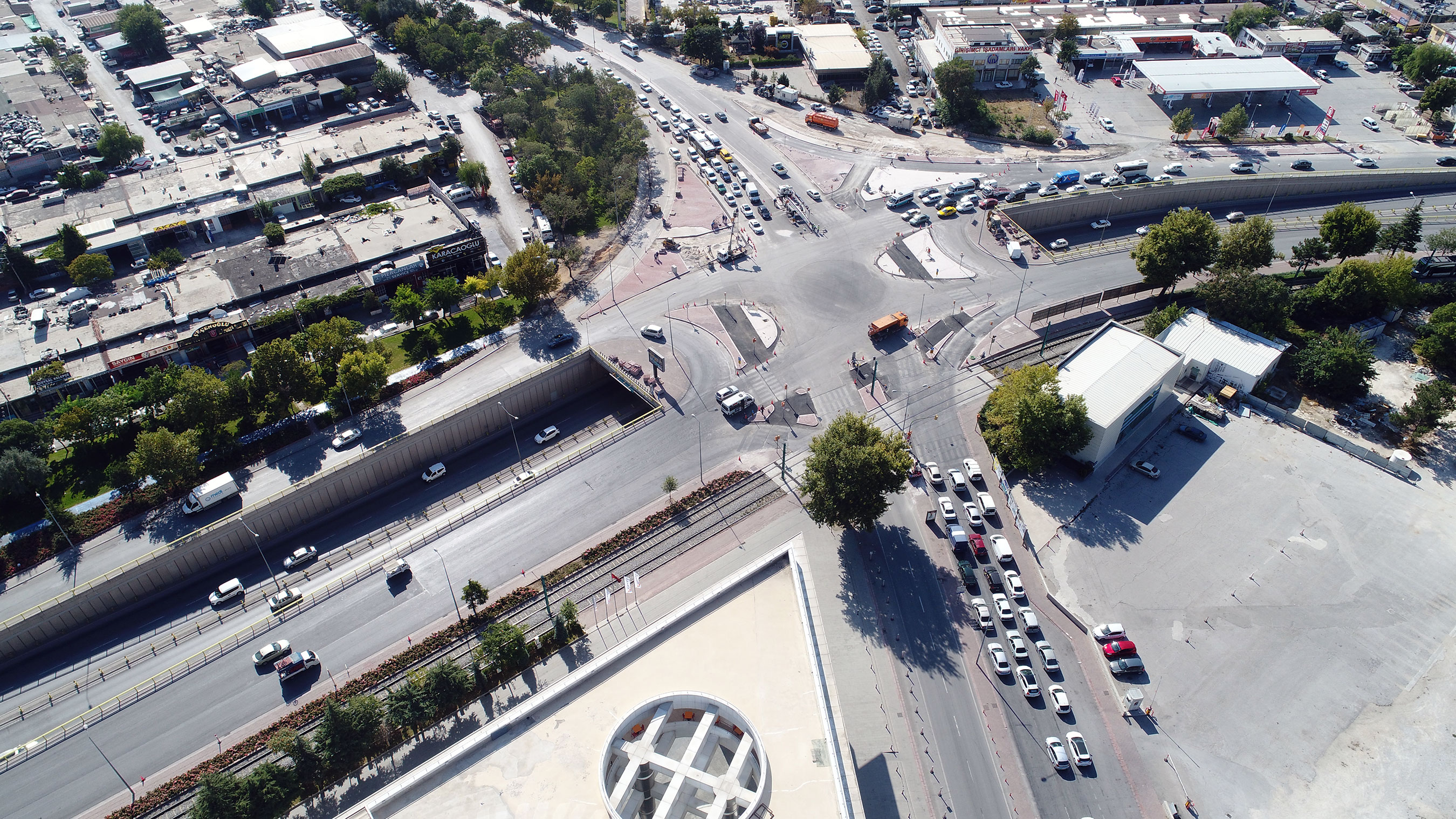 Büyükşehir'den Trafiği Rahatlatacak Düzenlemeler