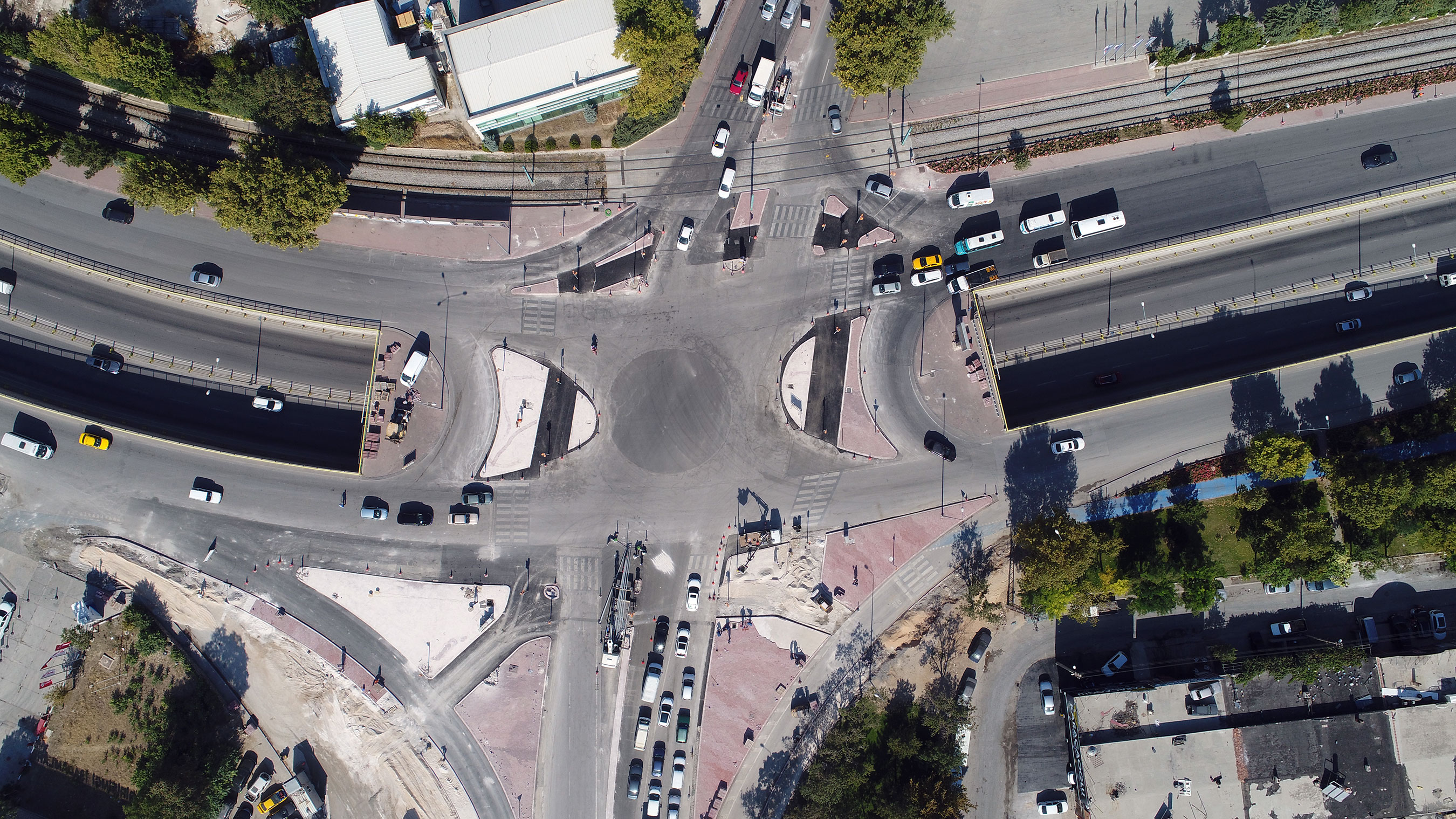 Büyükşehir'den Trafiği Rahatlatacak Düzenlemeler