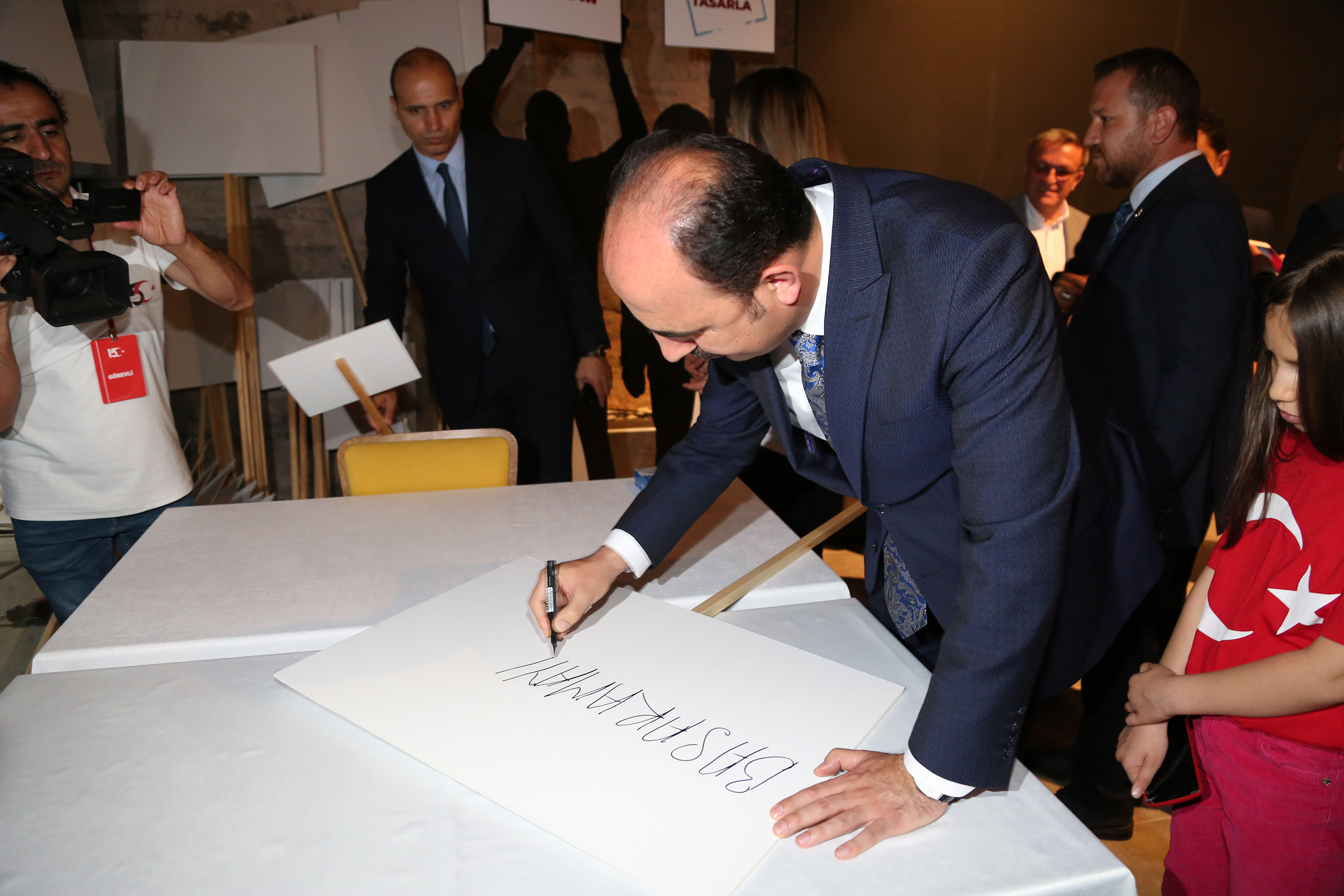 Demokrasi Zaferi 15 Temmuz'u Anma Programları Başladı