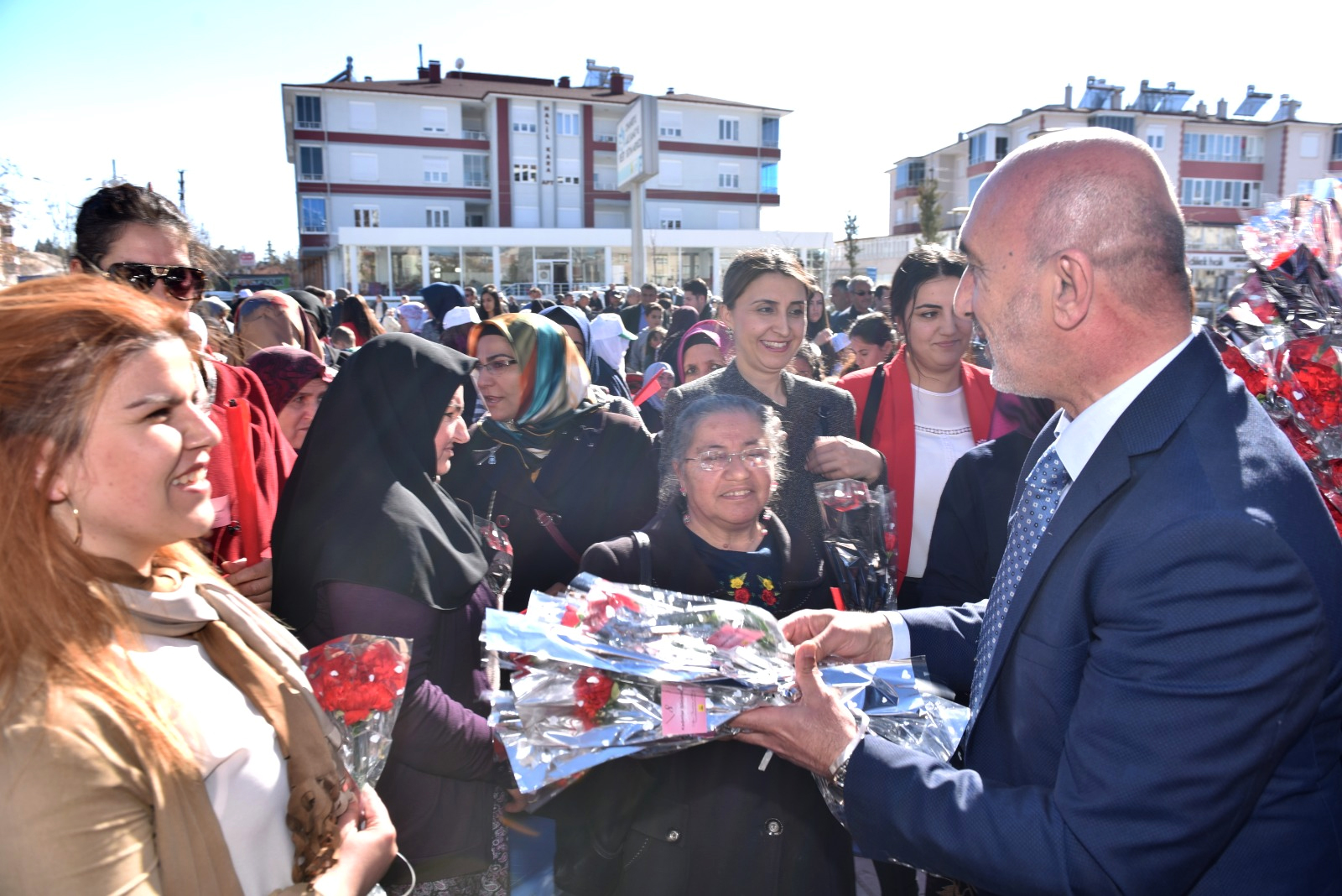 Kadınların Her Alanda Gelişmesi İçin Çalışıyoruz