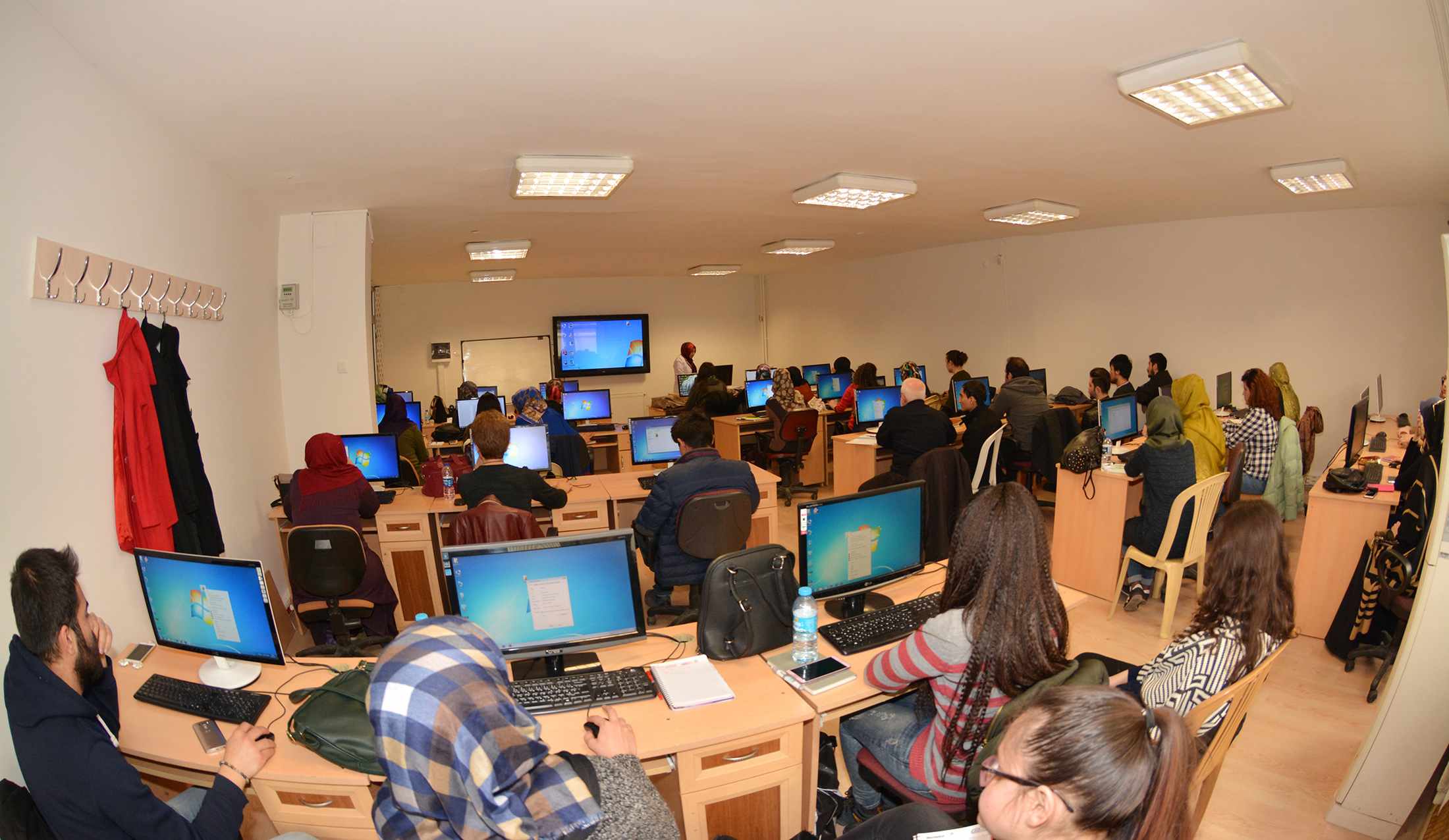 KOMEK ve ASEM'de Yeni Dönem Kayıtları Başlıyor